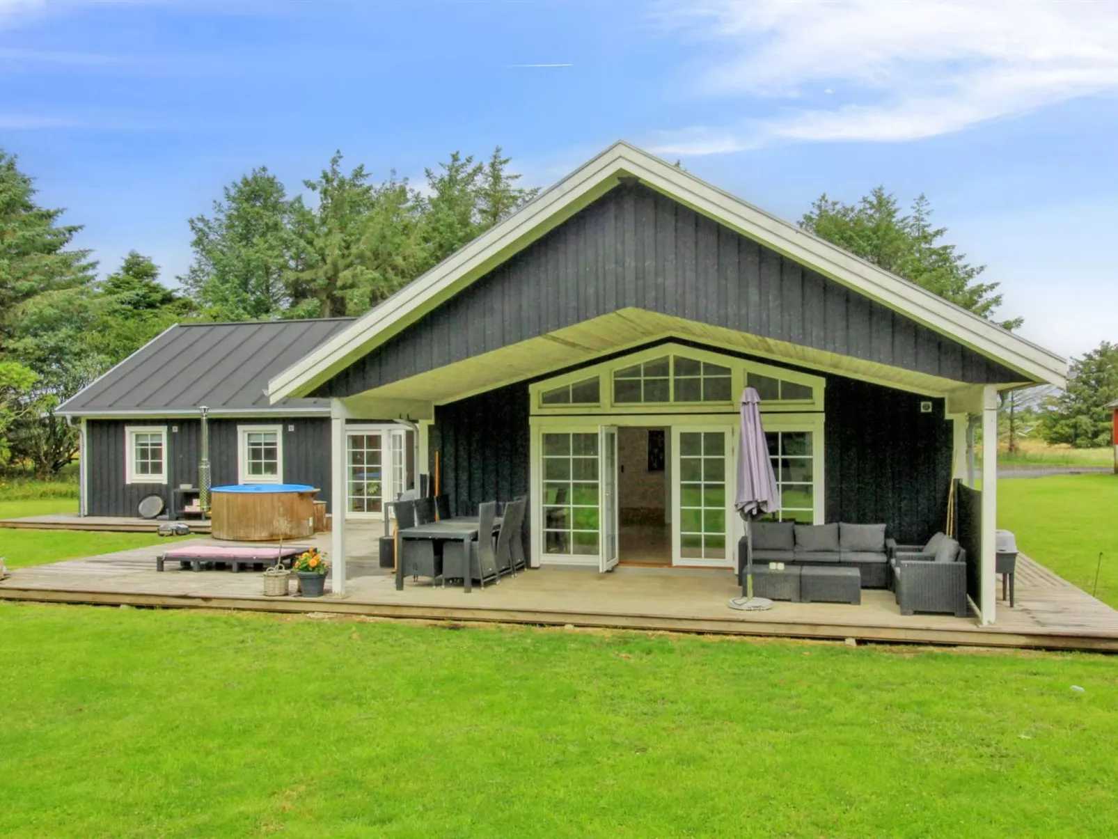 "Hela" - 1.4km from the sea-Buiten