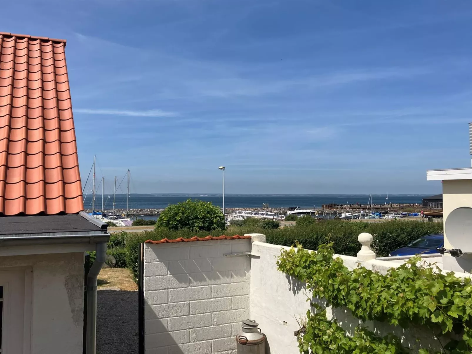 "Merete" - 50m from the sea-Buiten