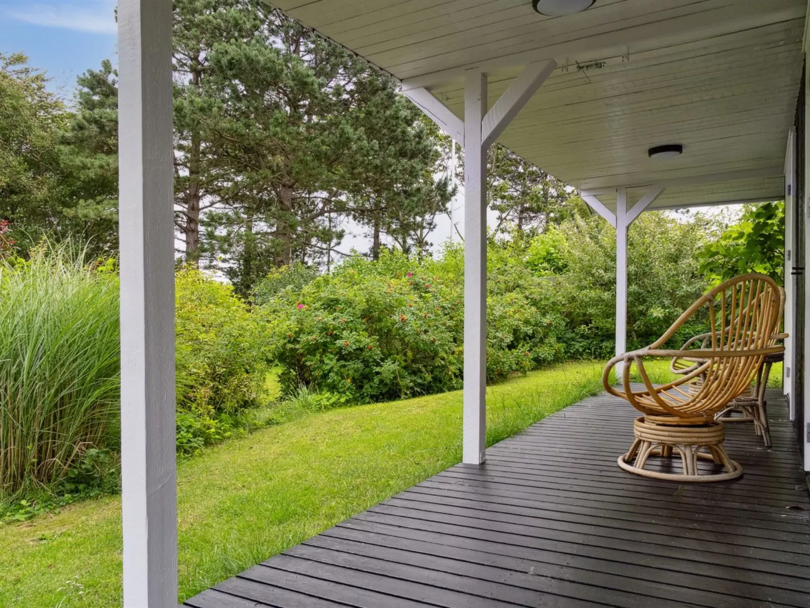 "Lazorka" - 200m from the sea-Buiten