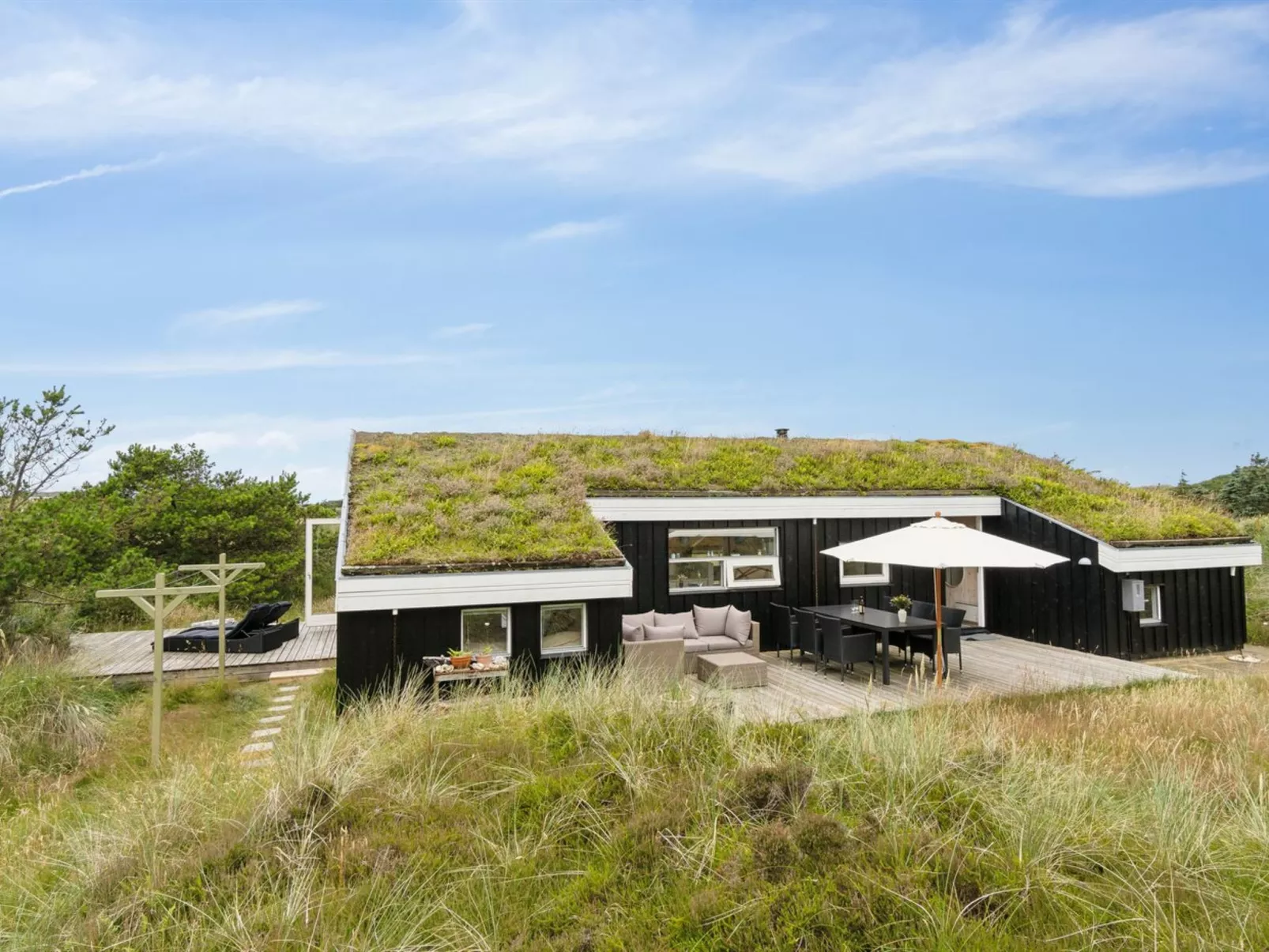 "Hrefna" - 500m from the sea-Buiten