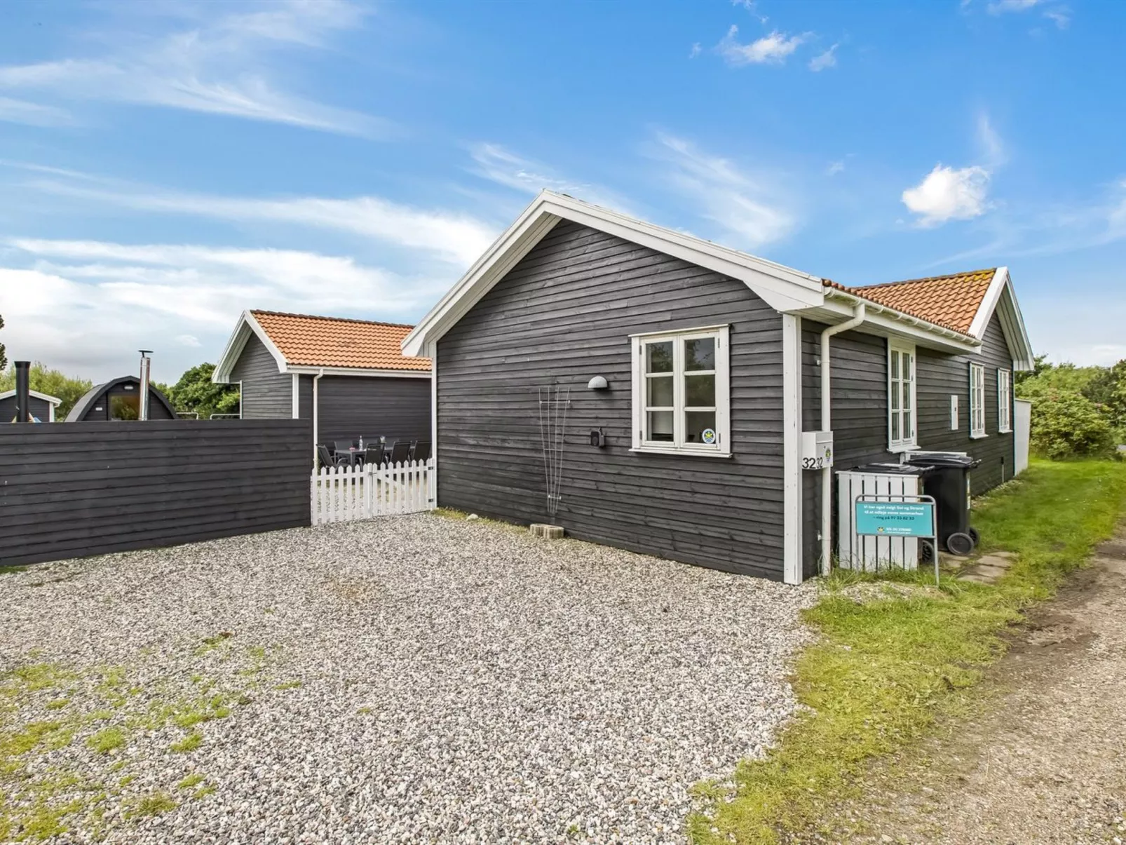 "Torhild" - 700m from the sea-Buiten