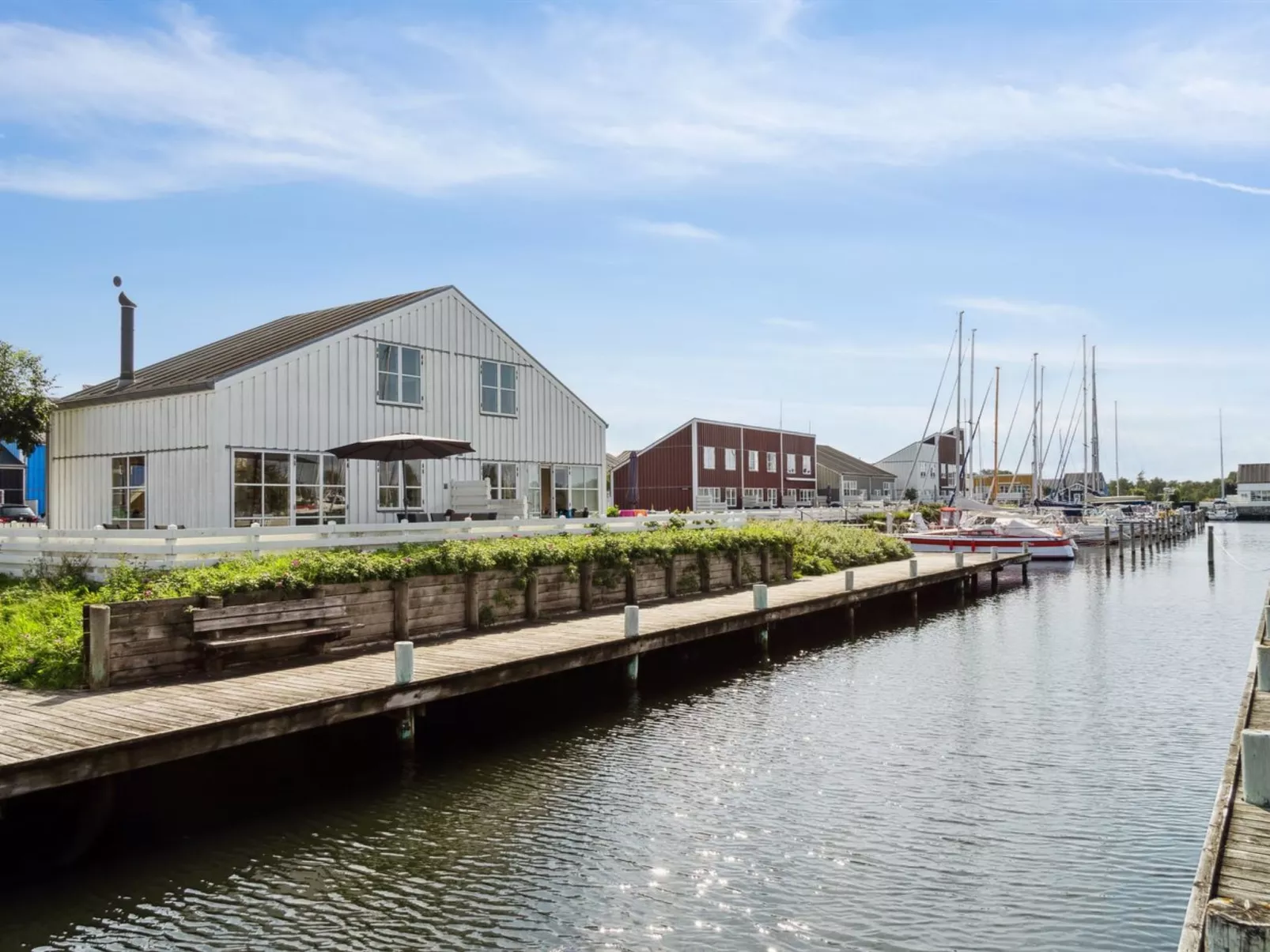 "Annlis" - 5m from the sea-Buiten