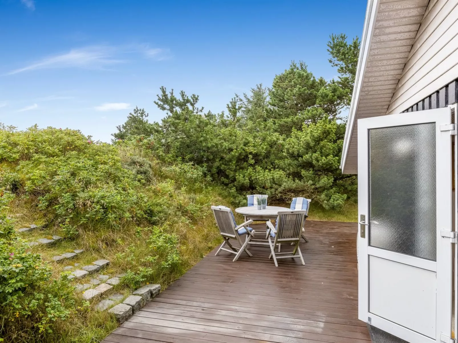 "Tineke" - 800m from the sea-Buiten