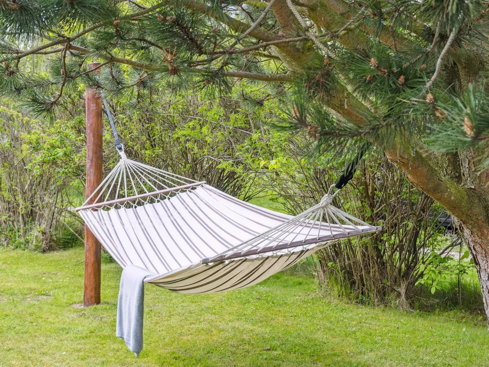 "Reidar" - 600m from the sea-Buiten