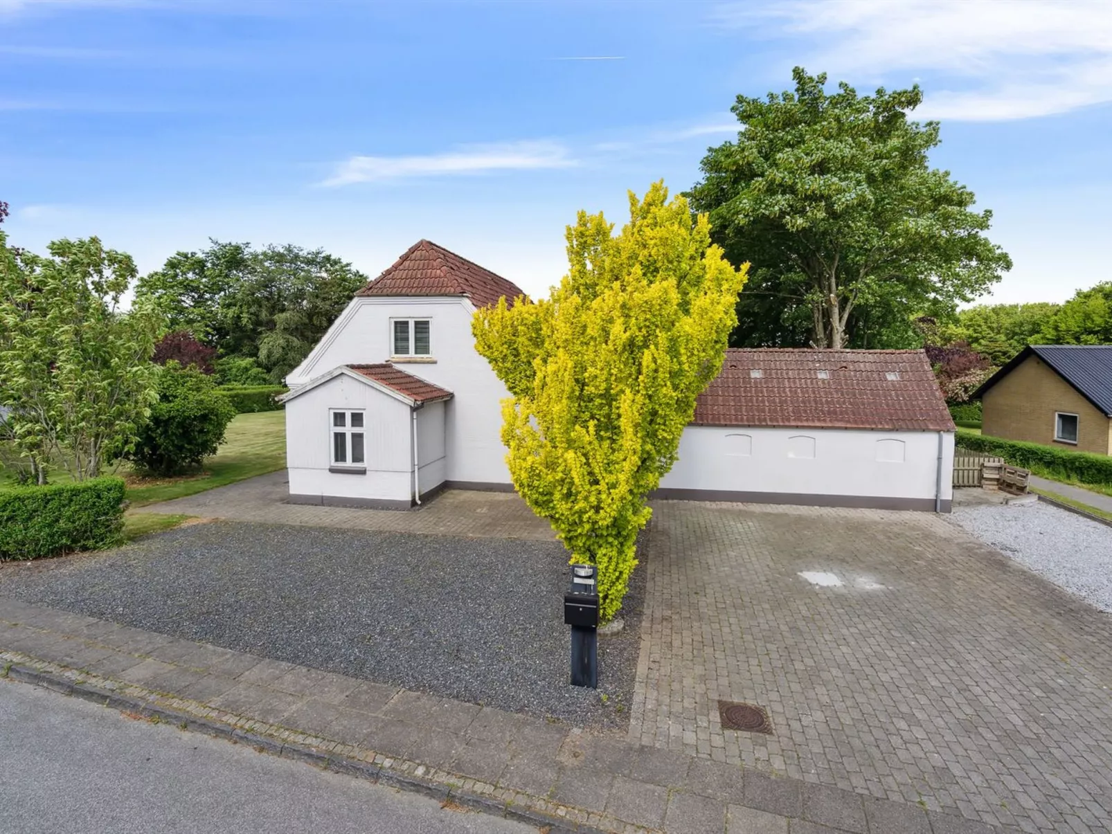 "Essie" - 20km from the sea-Buiten