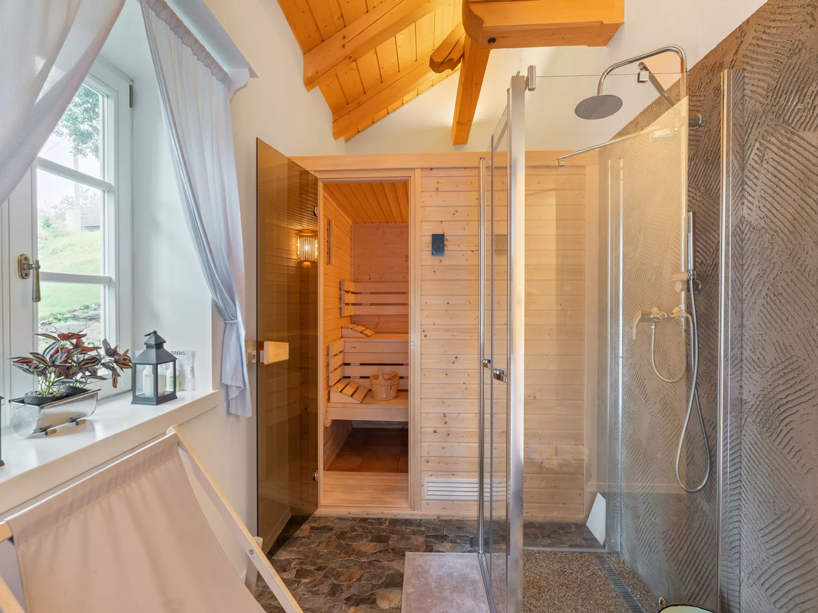 Roubenka Maleč-Binnen