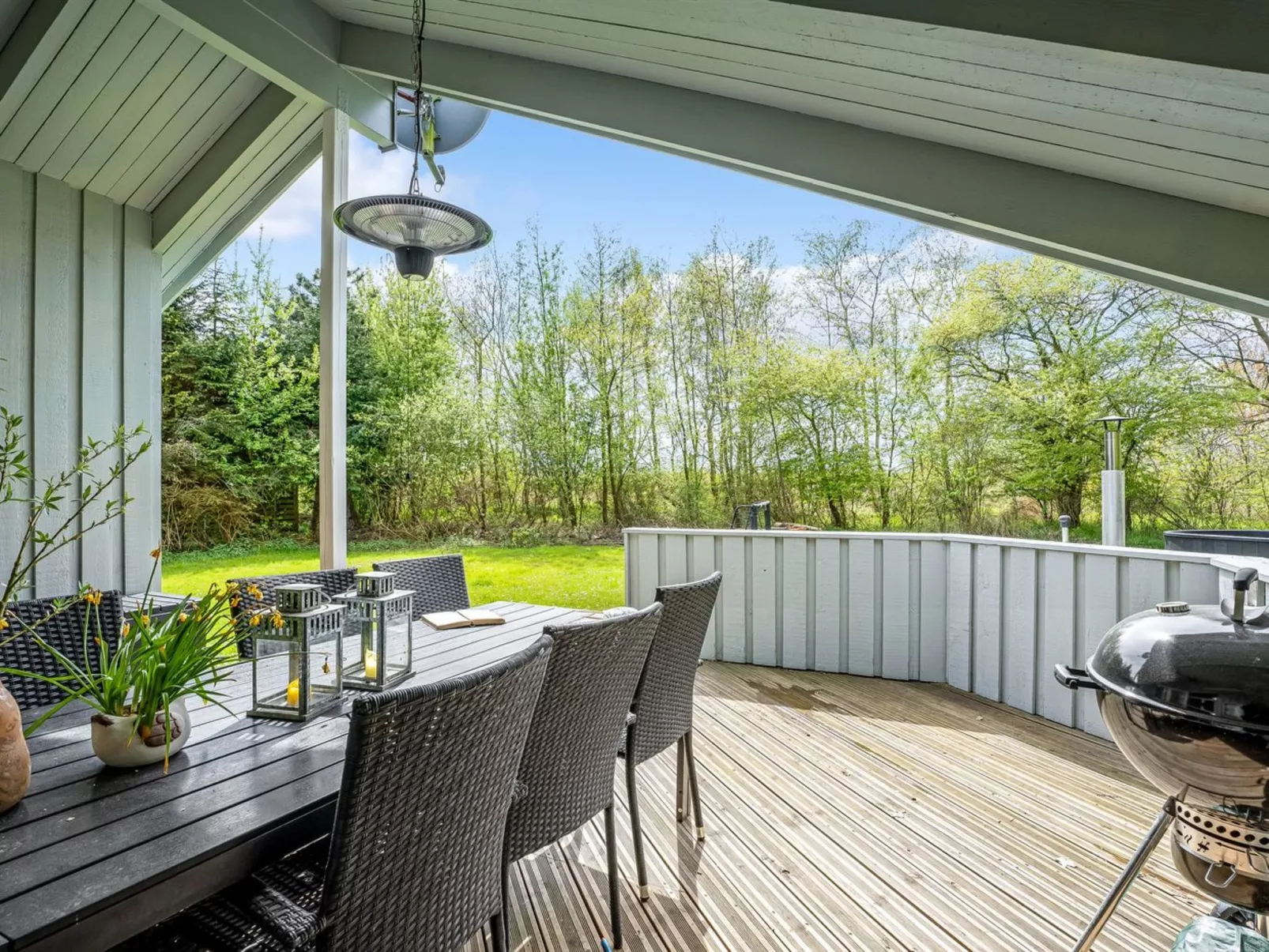 "Bjart" - 1.5km from the sea-Buiten