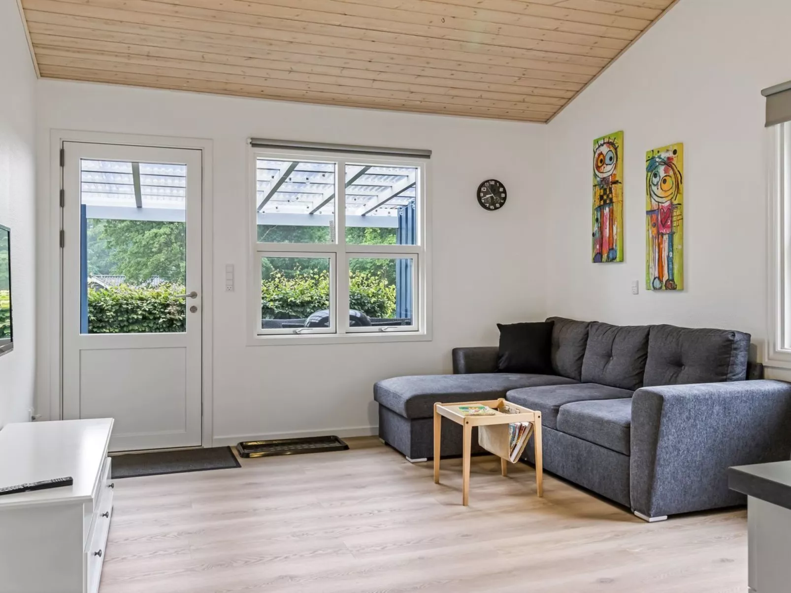 "Marlina" - 30km from the sea-Binnen