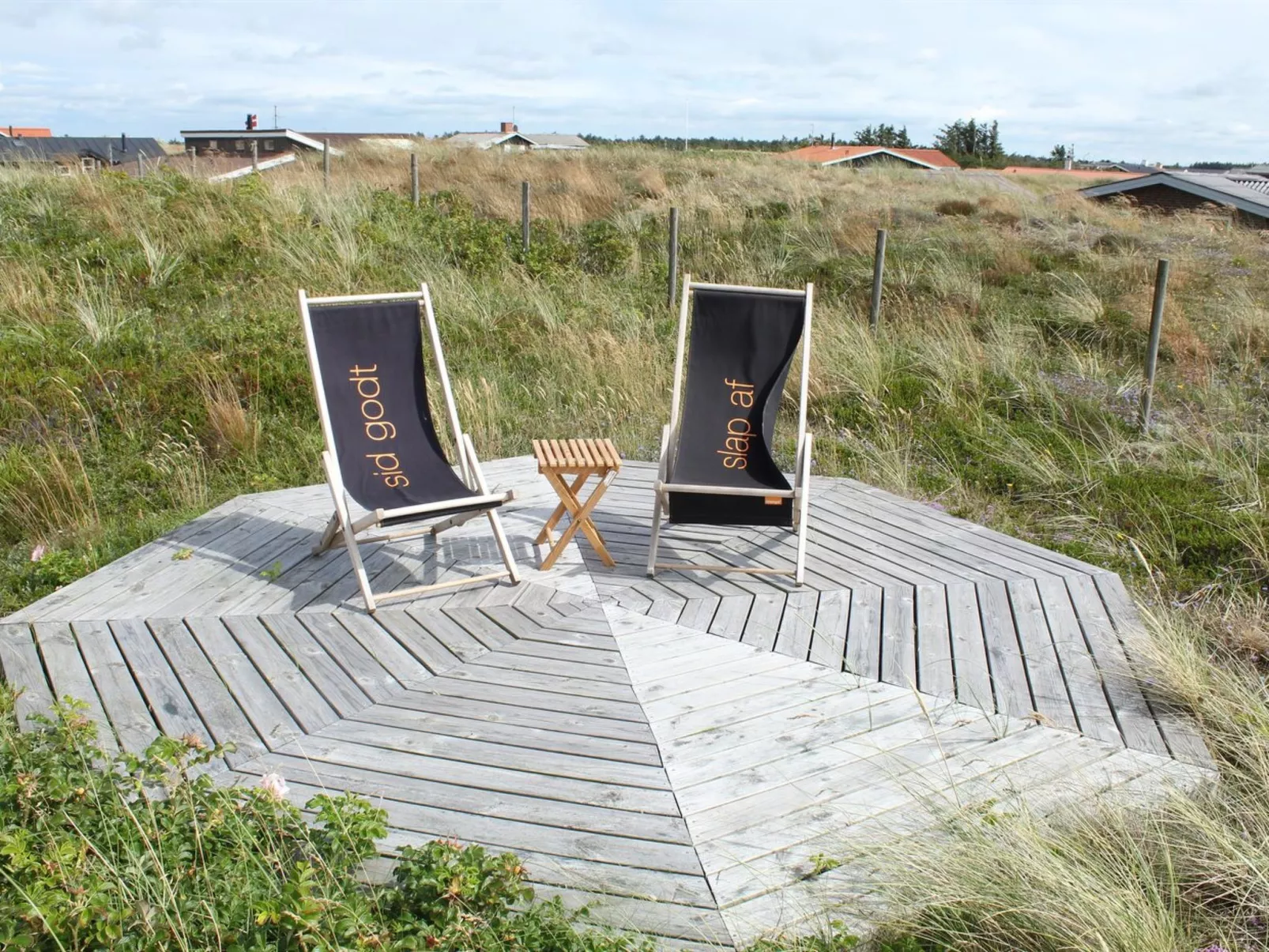 "Heilo" -  from the sea-Buiten