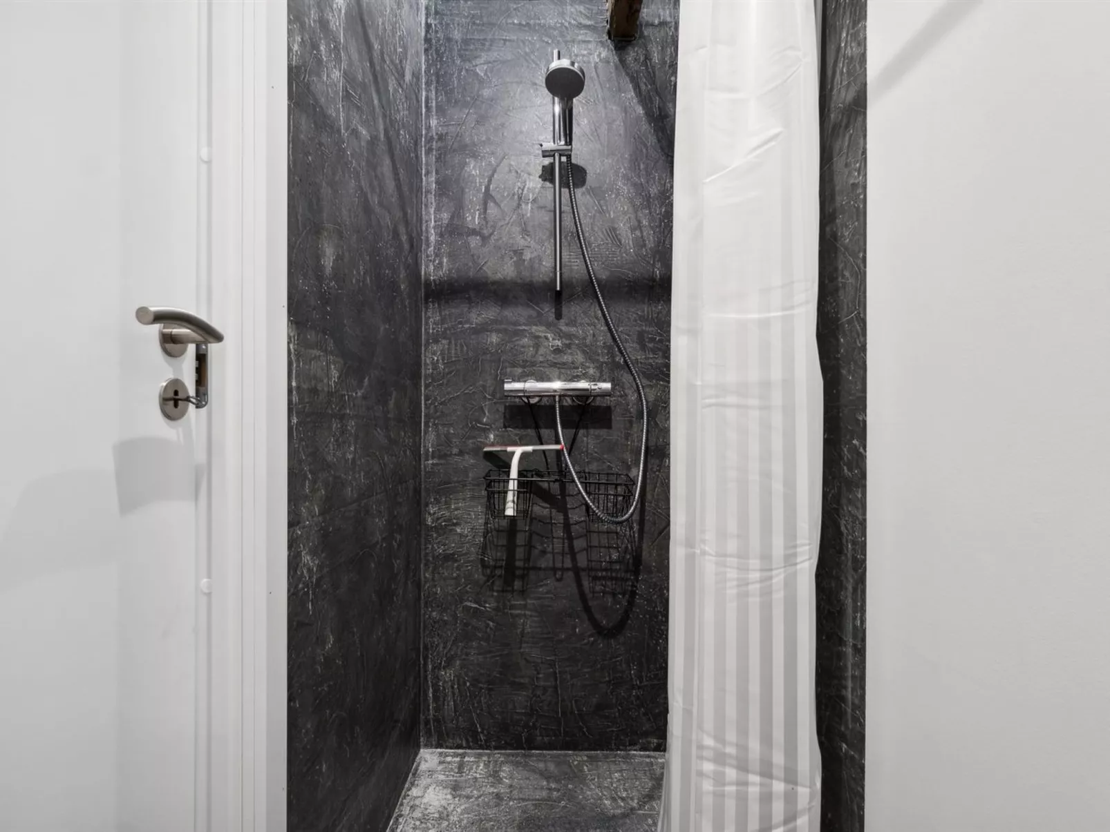 "Fridgerd" - 4.8km from the sea-Binnen