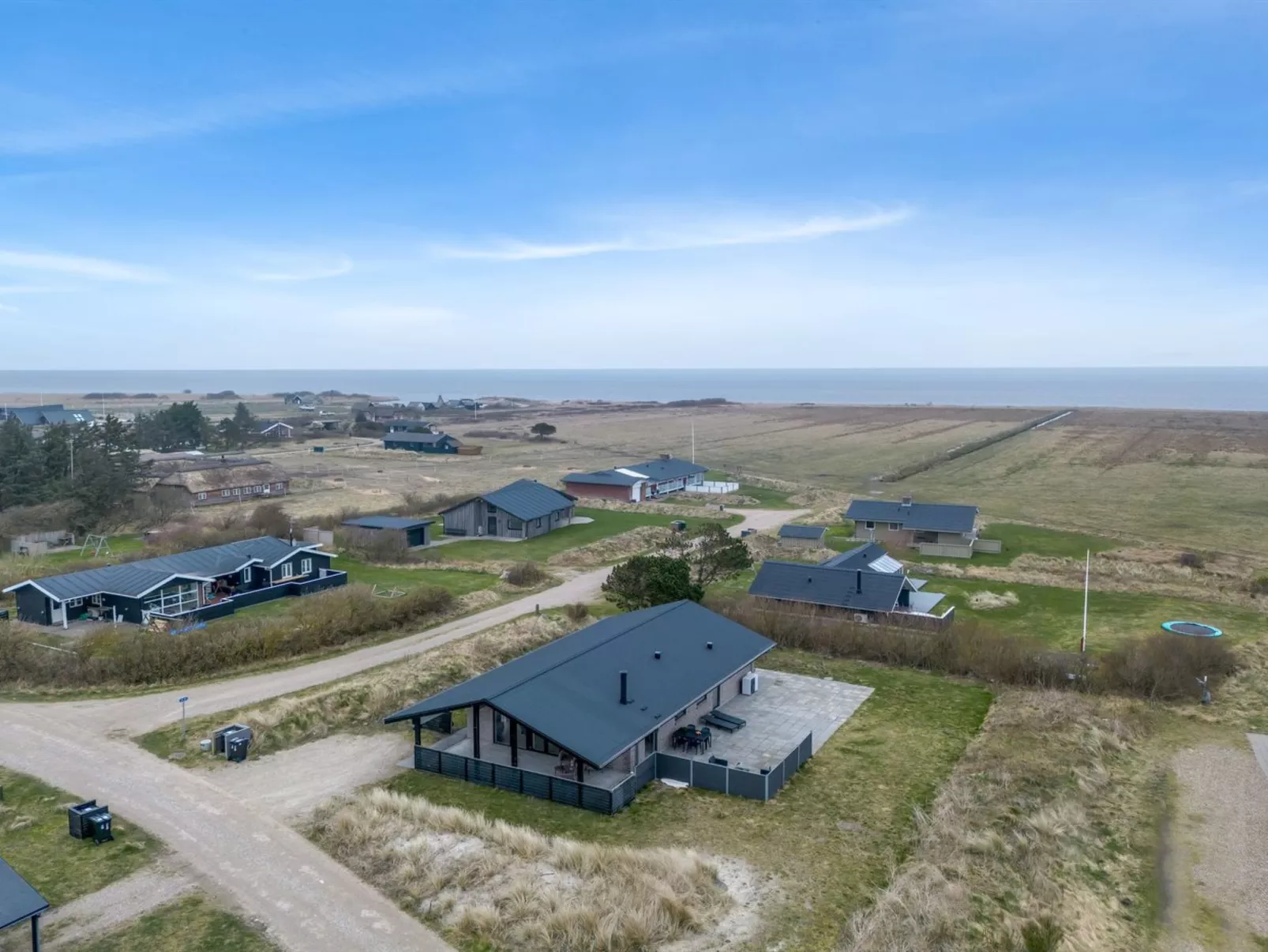 "Dorrit" - 1.2km from the sea-Buiten