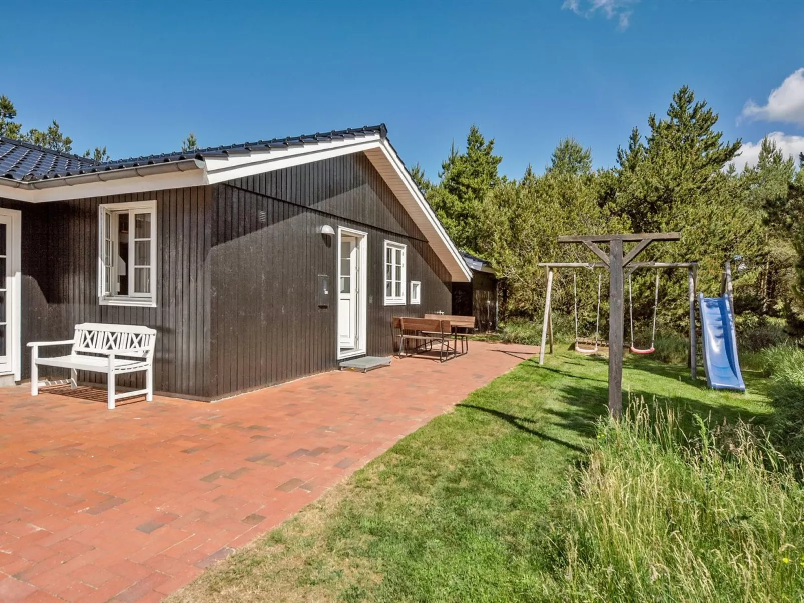 "Raili" - 1.5km from the sea-Buiten