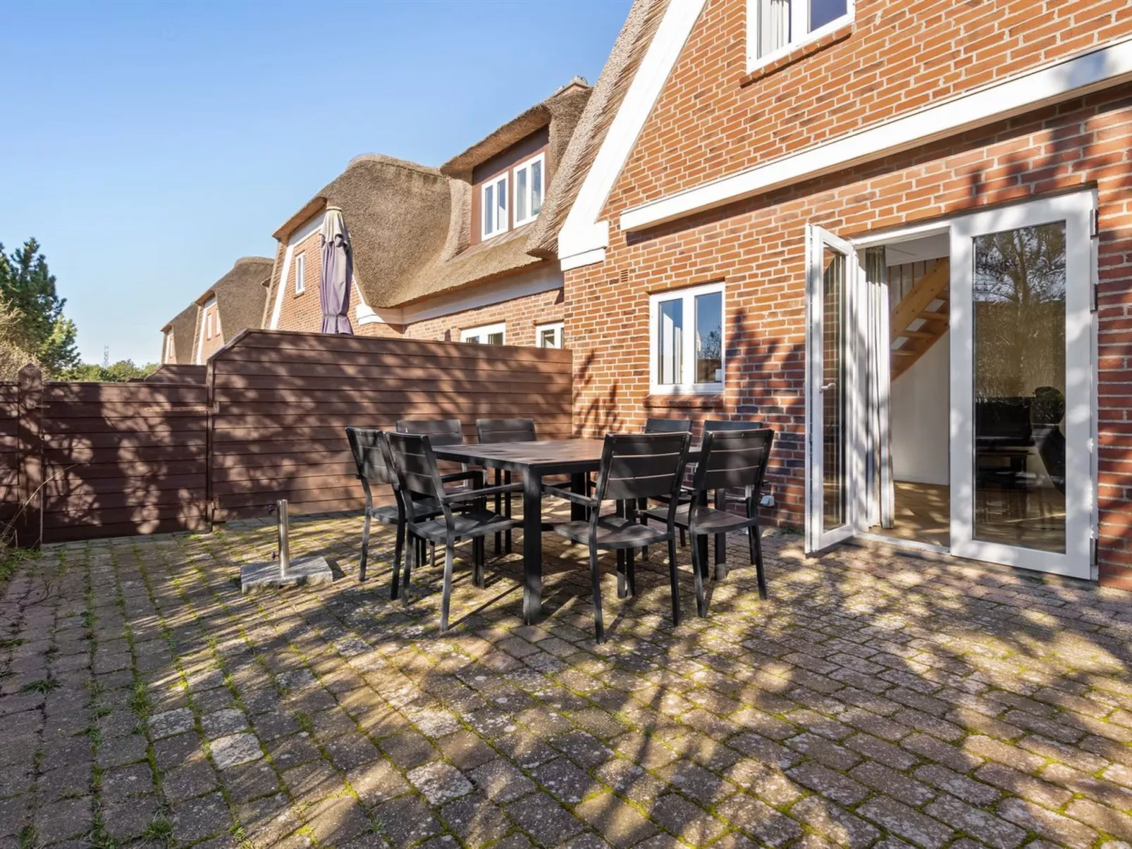 "Oneida" - 800m from the sea-Buiten