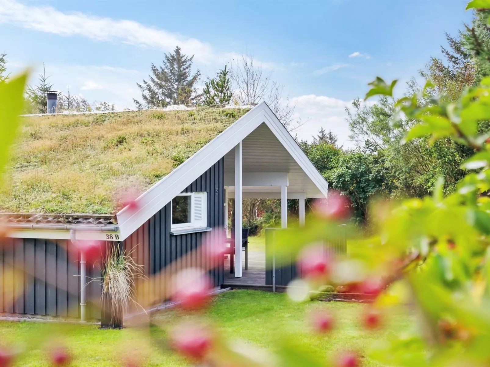 "Sigbritt" - 2.6km from the sea-Buiten