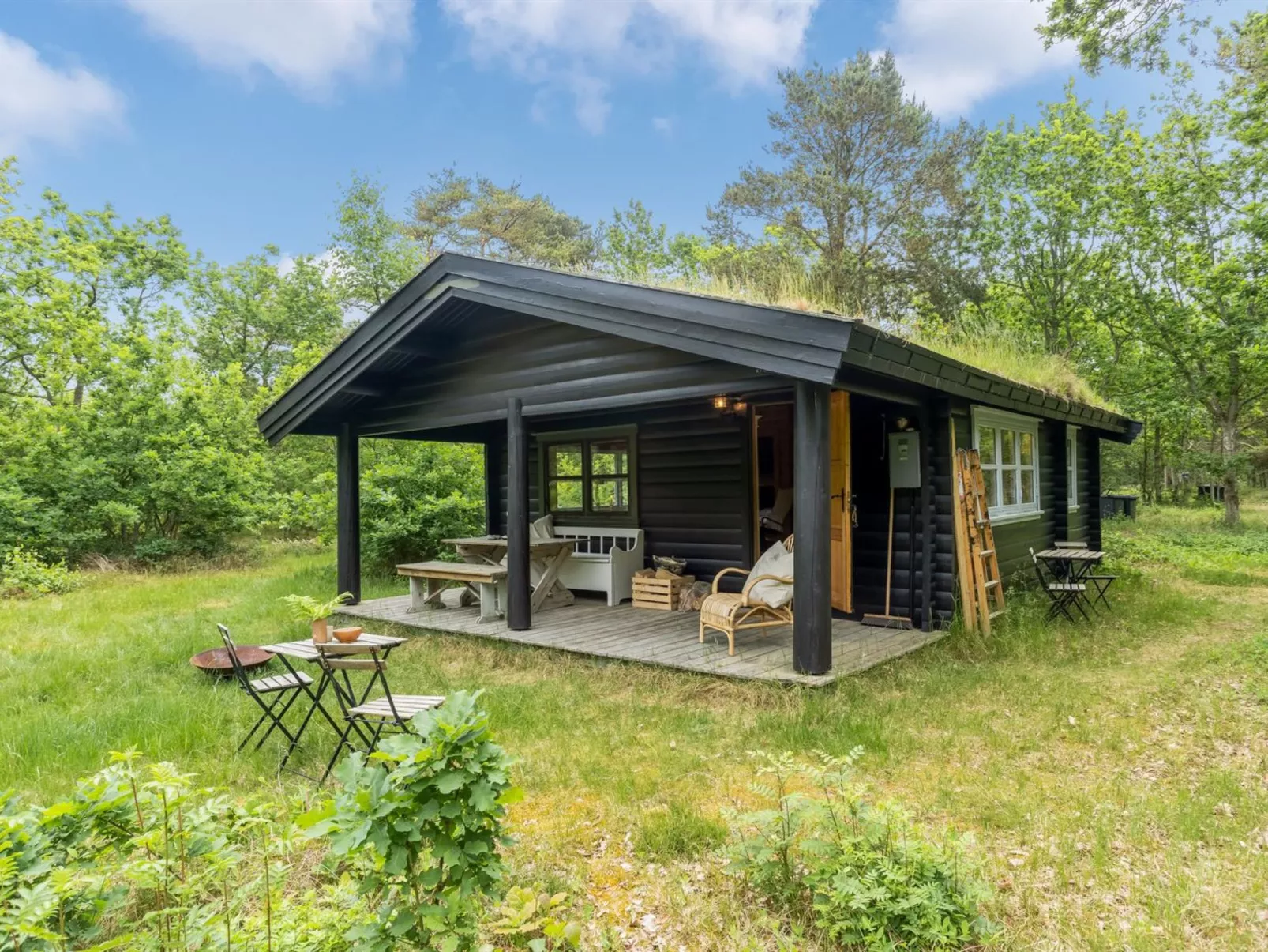 "Juho" - 700m from the sea-Buiten