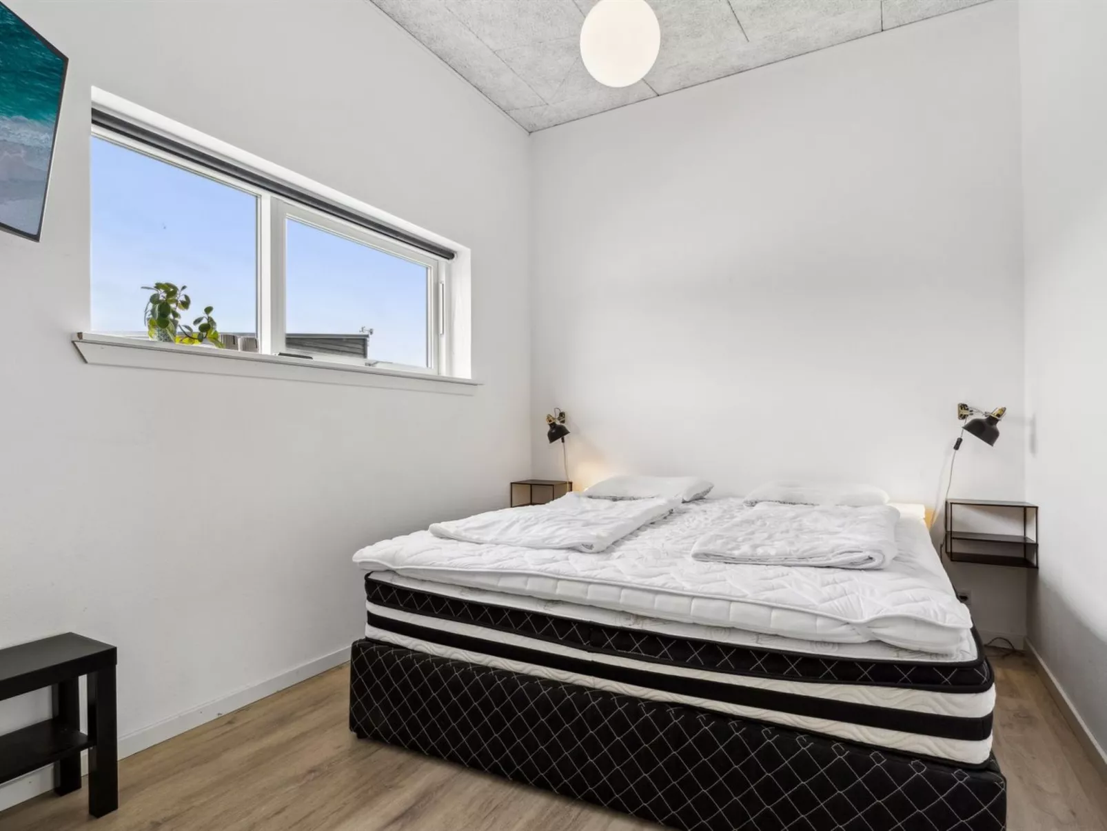 "Ingebrit" - 1.4km from the sea-Binnen