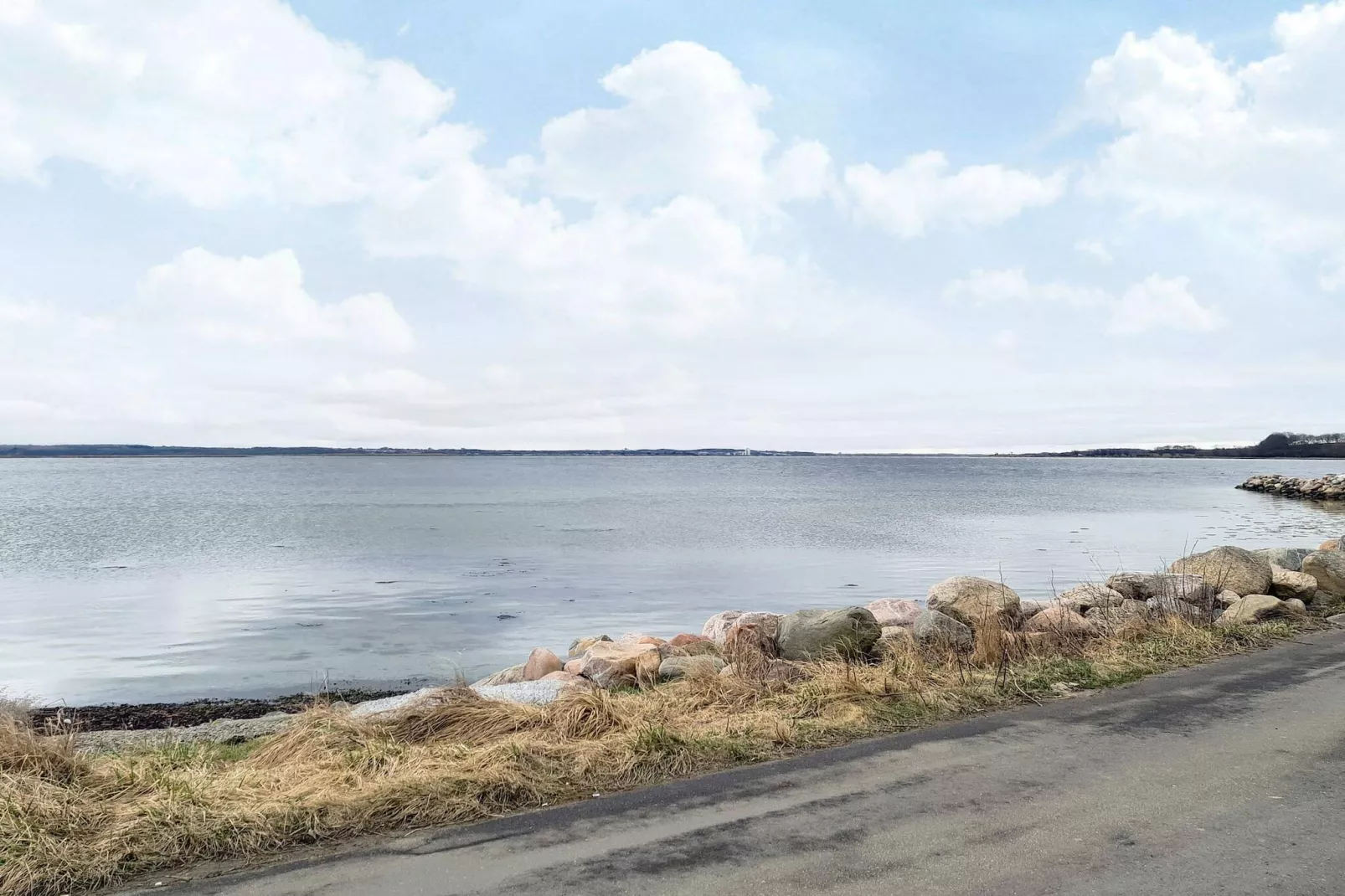 Sfeervolle huis bij strand -- By Traum Ferienwohnungen-Waterzicht