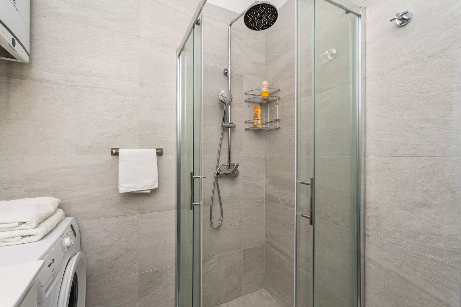 Apartments Vulicevic - Apartment Vulicevic A2 ( free private parking )-Badkamer