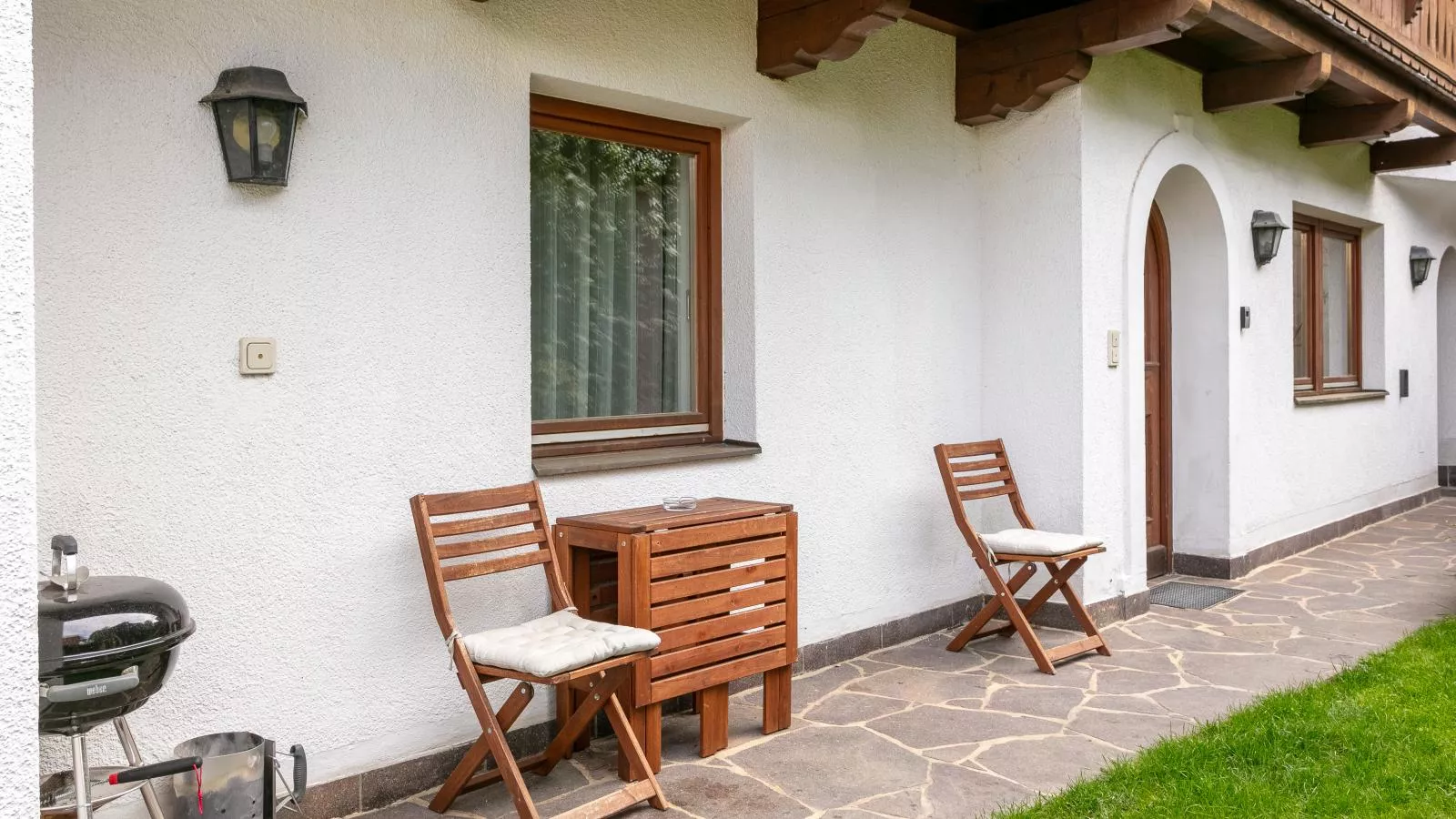 Apart An der Ache-Terrasbalkon