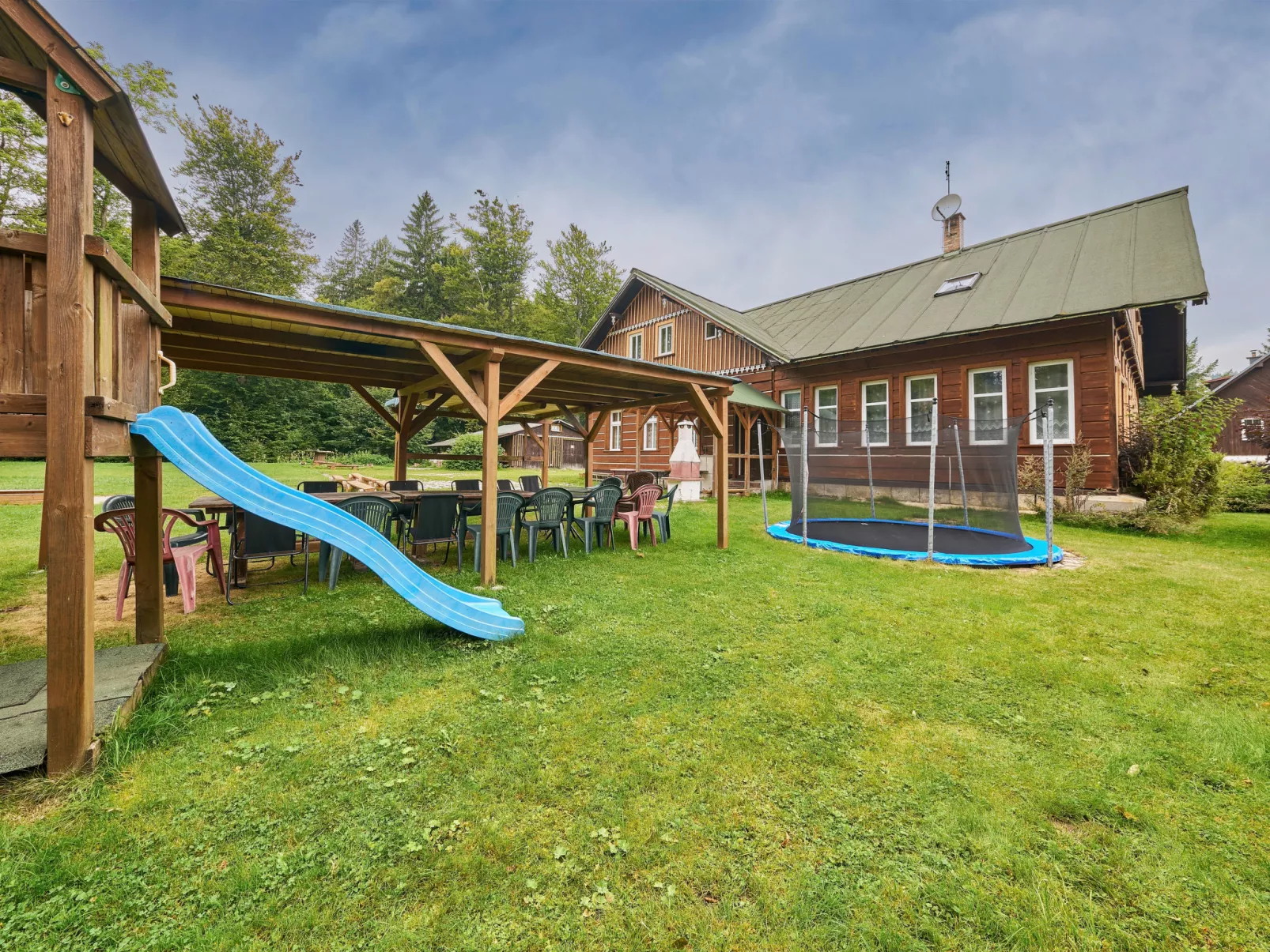 Švýcarský dvůr Lodge-Buiten