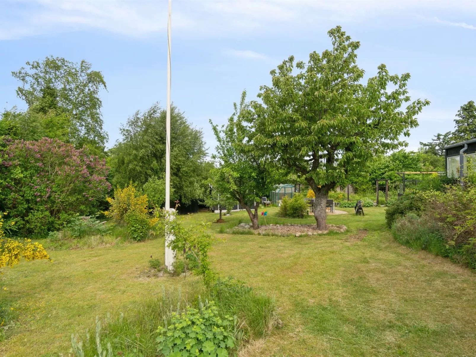 "Holmfridur" - 2km from the sea-Buiten