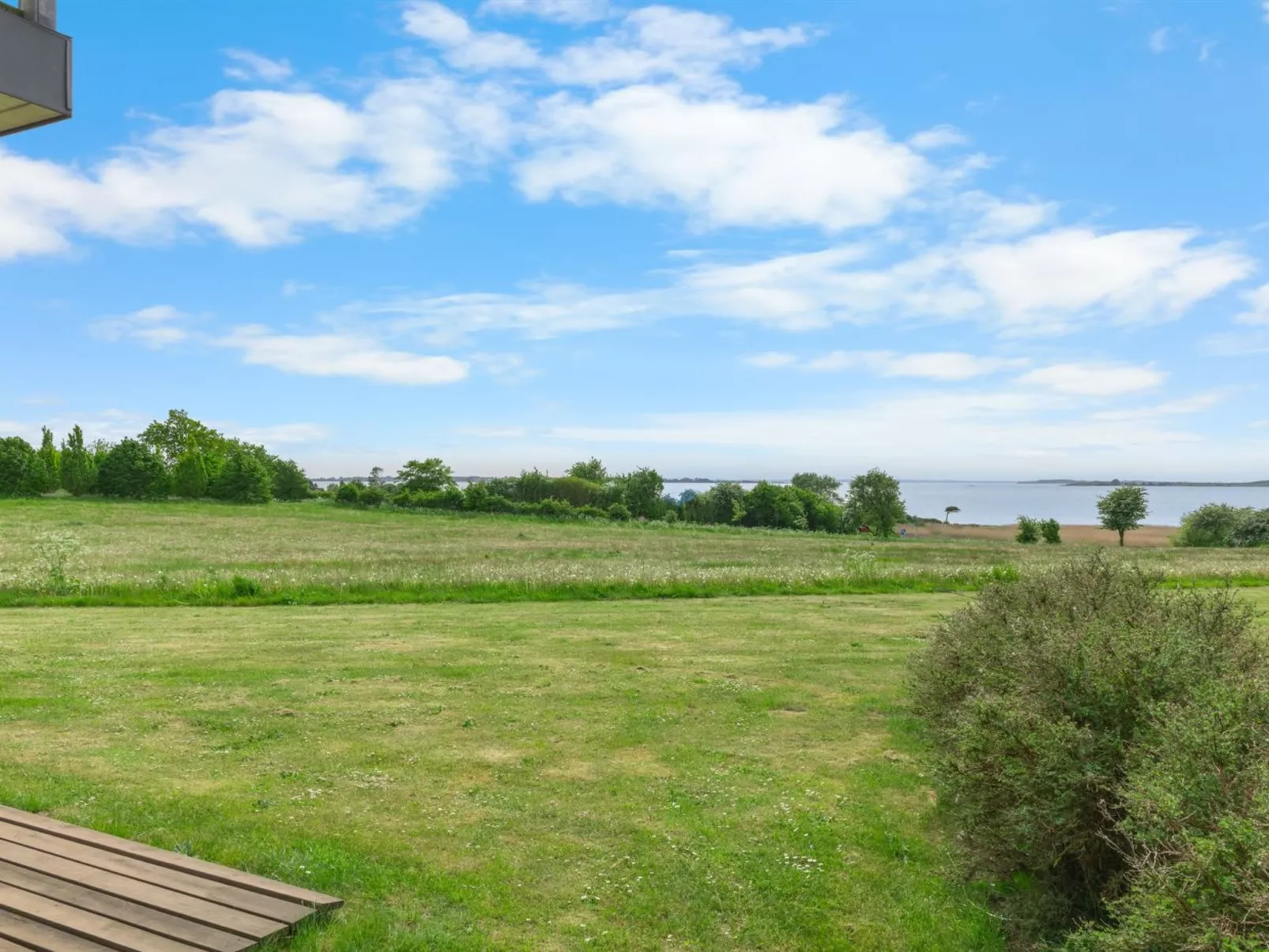 "Krum" - 300m from the sea-Buiten