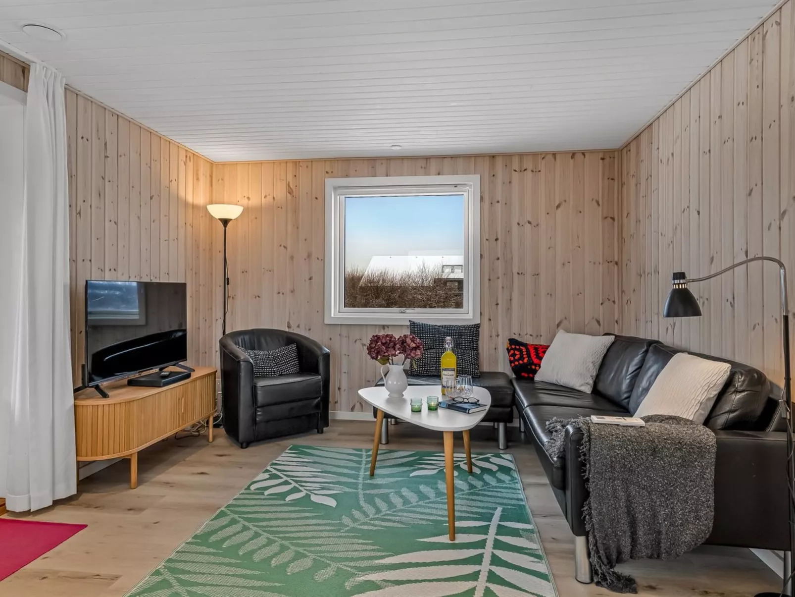 "Annukka" - 500m from the sea-Binnen