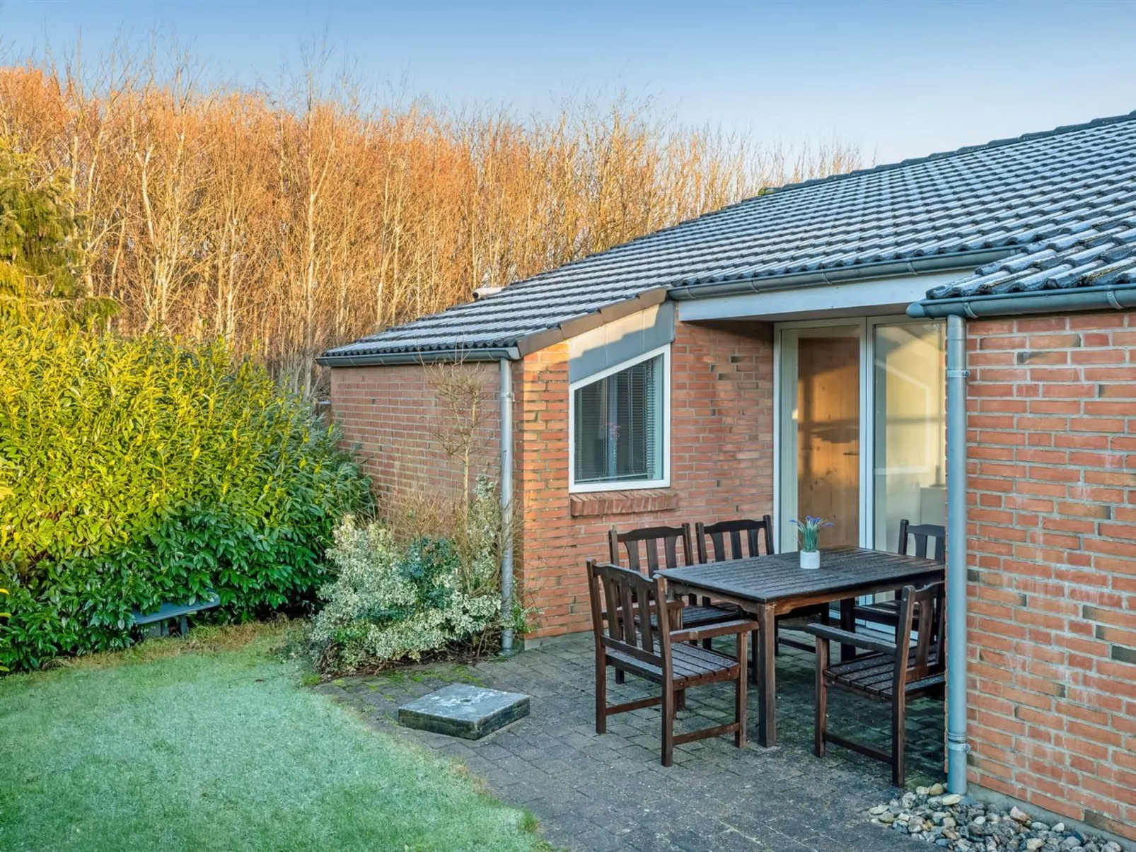 "Takenya" - 350m to the fjord-Buiten