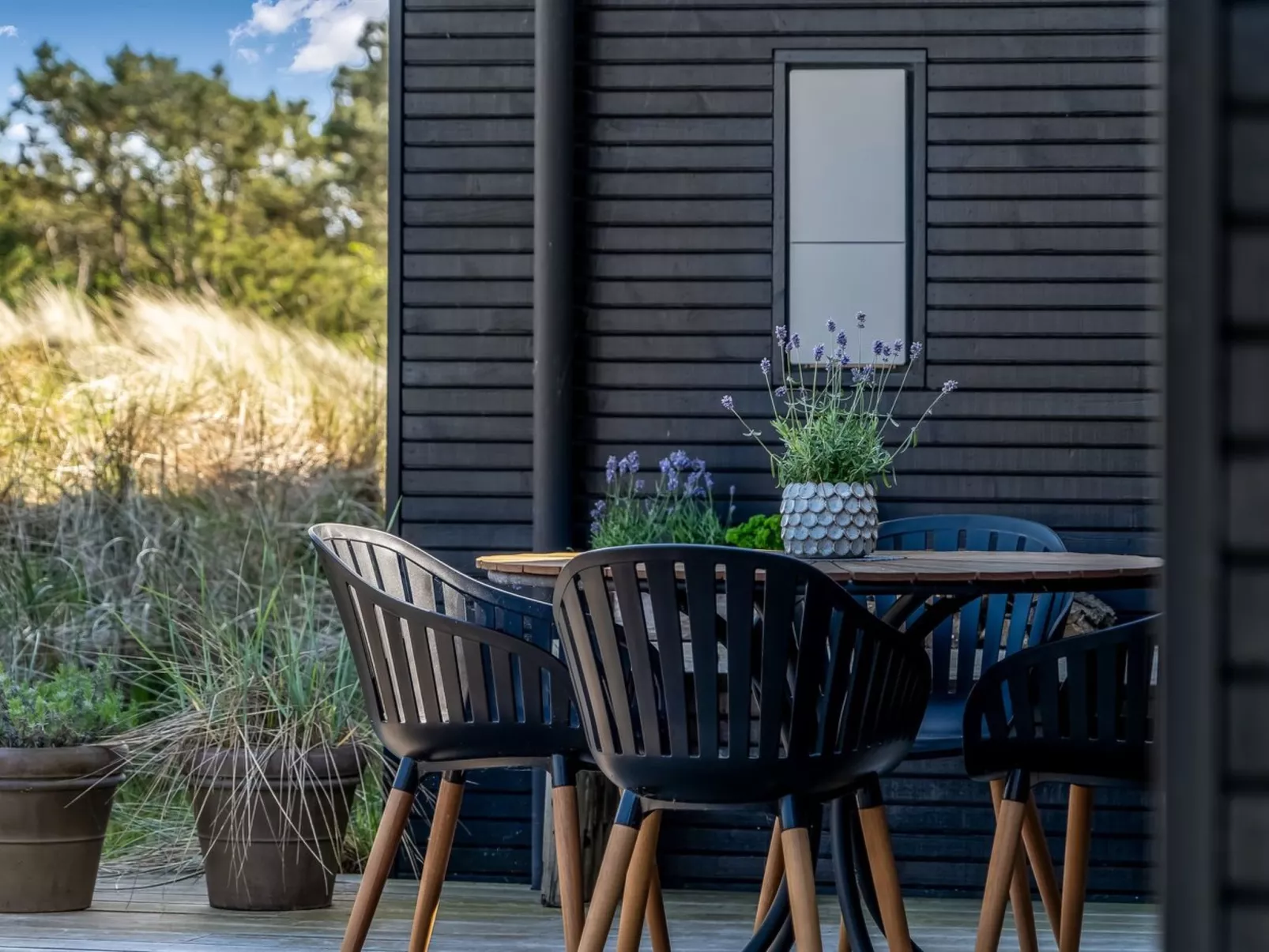 "Eriksine" - 750m from the sea-Buiten