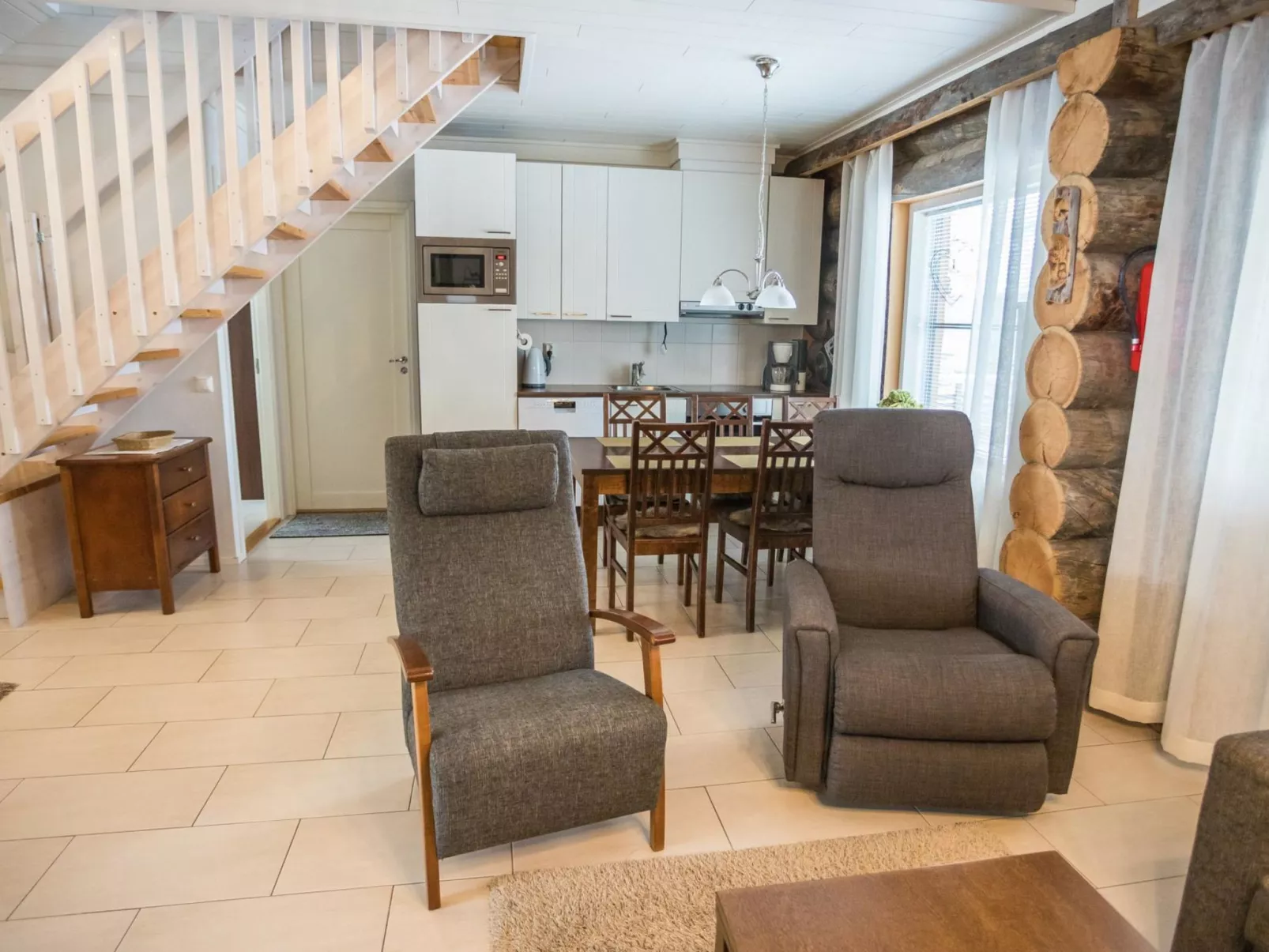 Maahisenrinne 1 as 4-Binnen