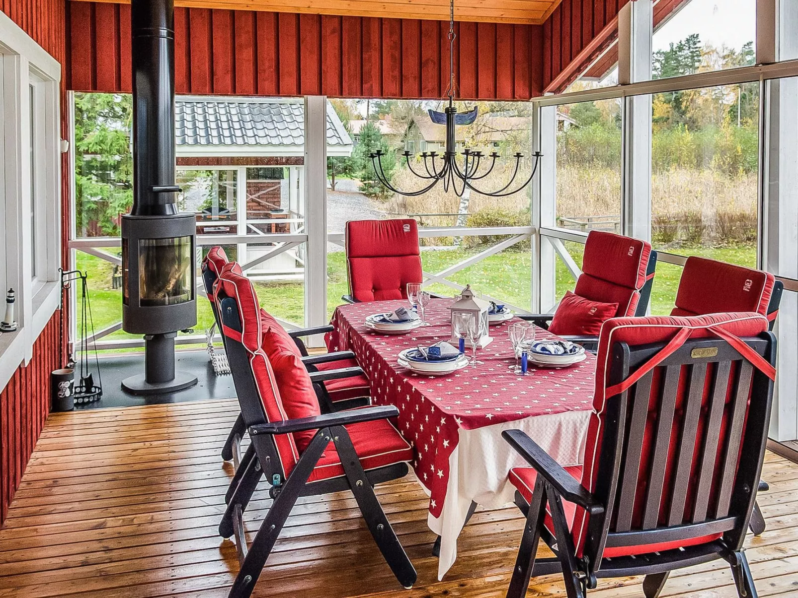 Villa blomvik-Binnen