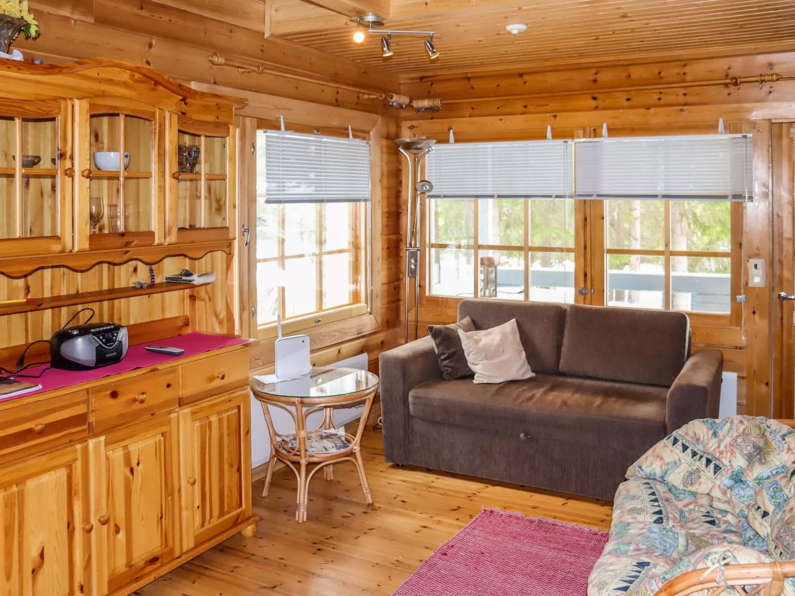 Millantupa paritalo-Binnen