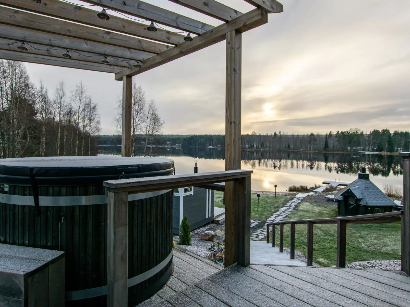 Aurinkopaikka-Binnen