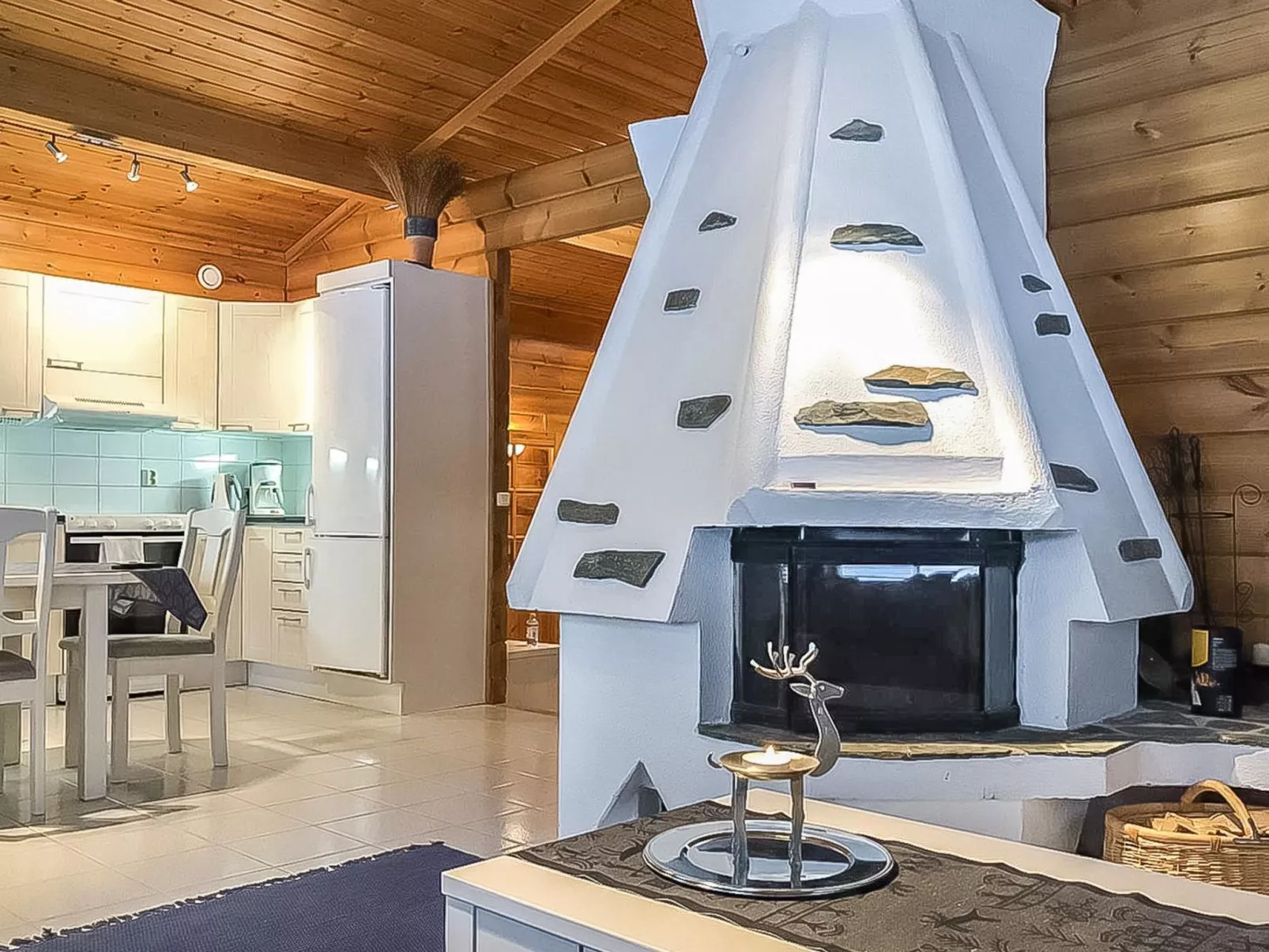 Metsä-vuosseli rukalumous-Binnen