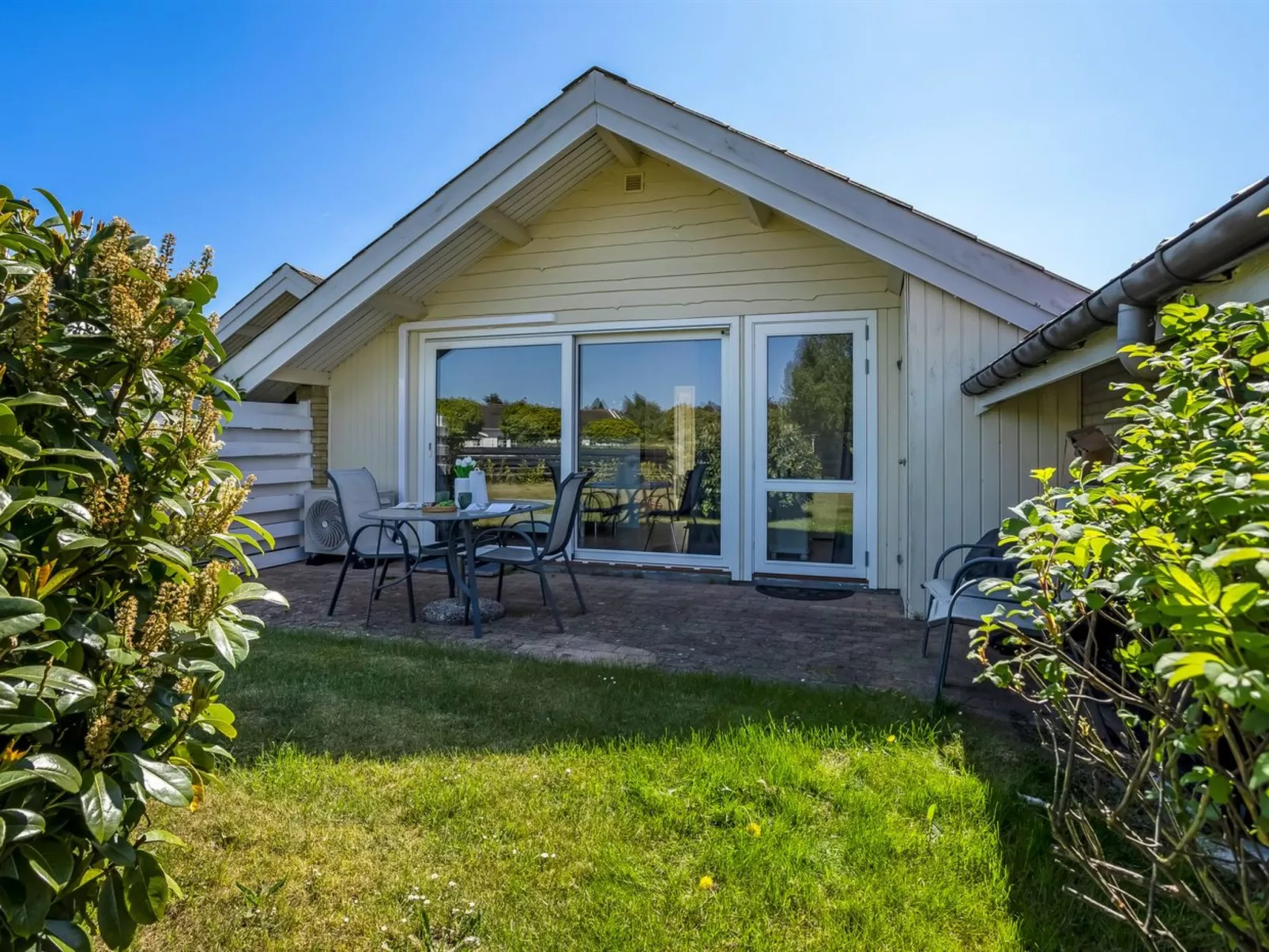 "Darina" - 150m from the sea-Buiten