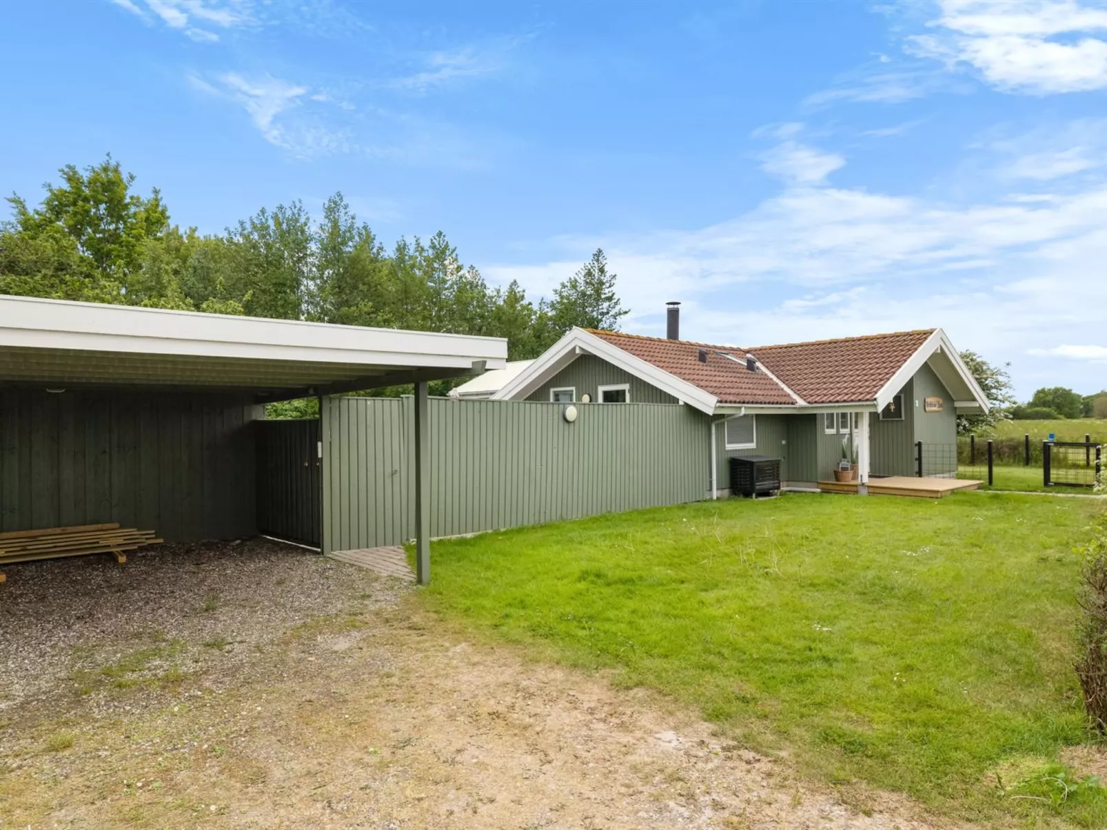 "Gitt" - 140m from the sea-Buiten