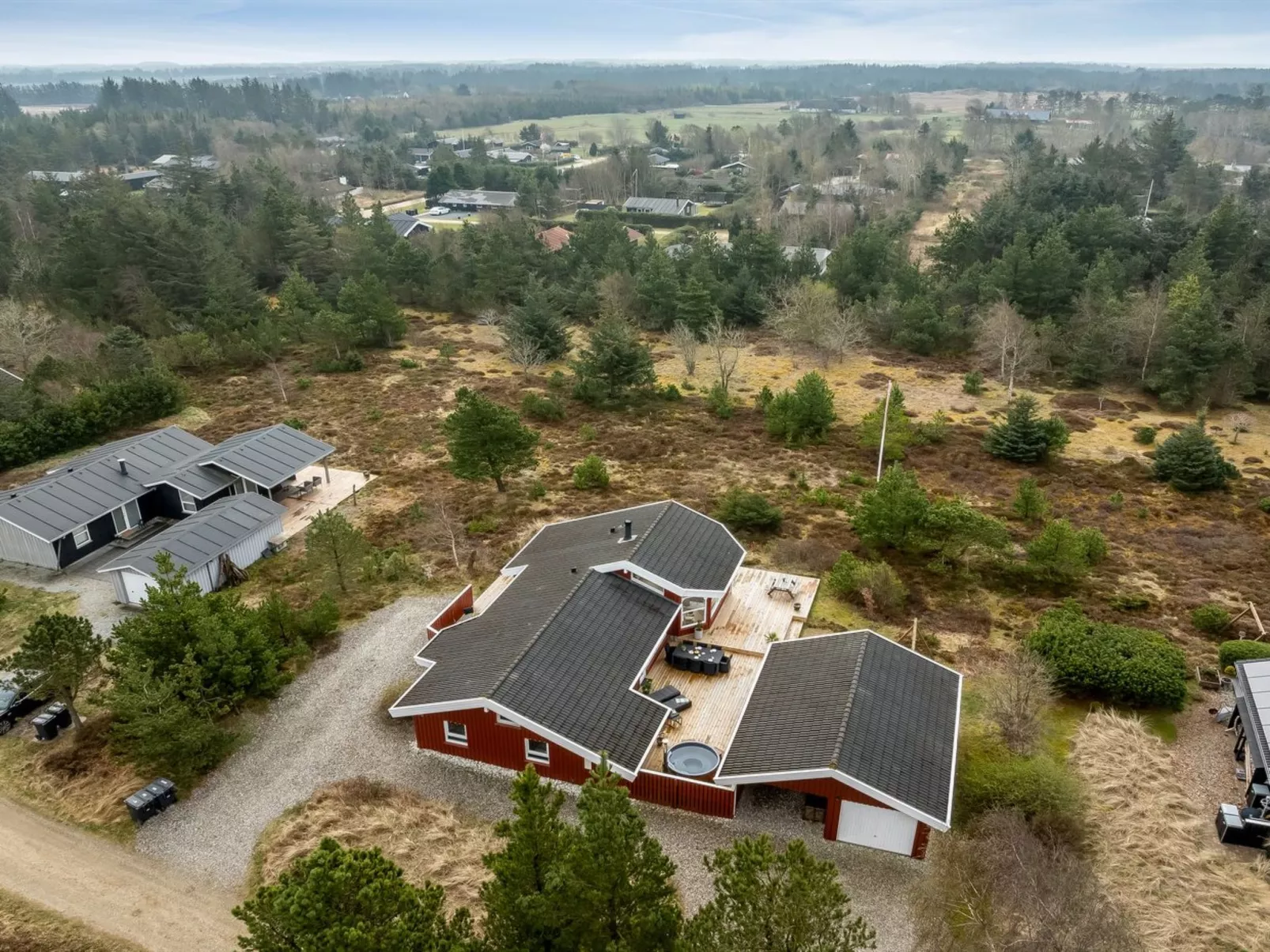 "Gunborg" - 2.5km from the sea-Buiten