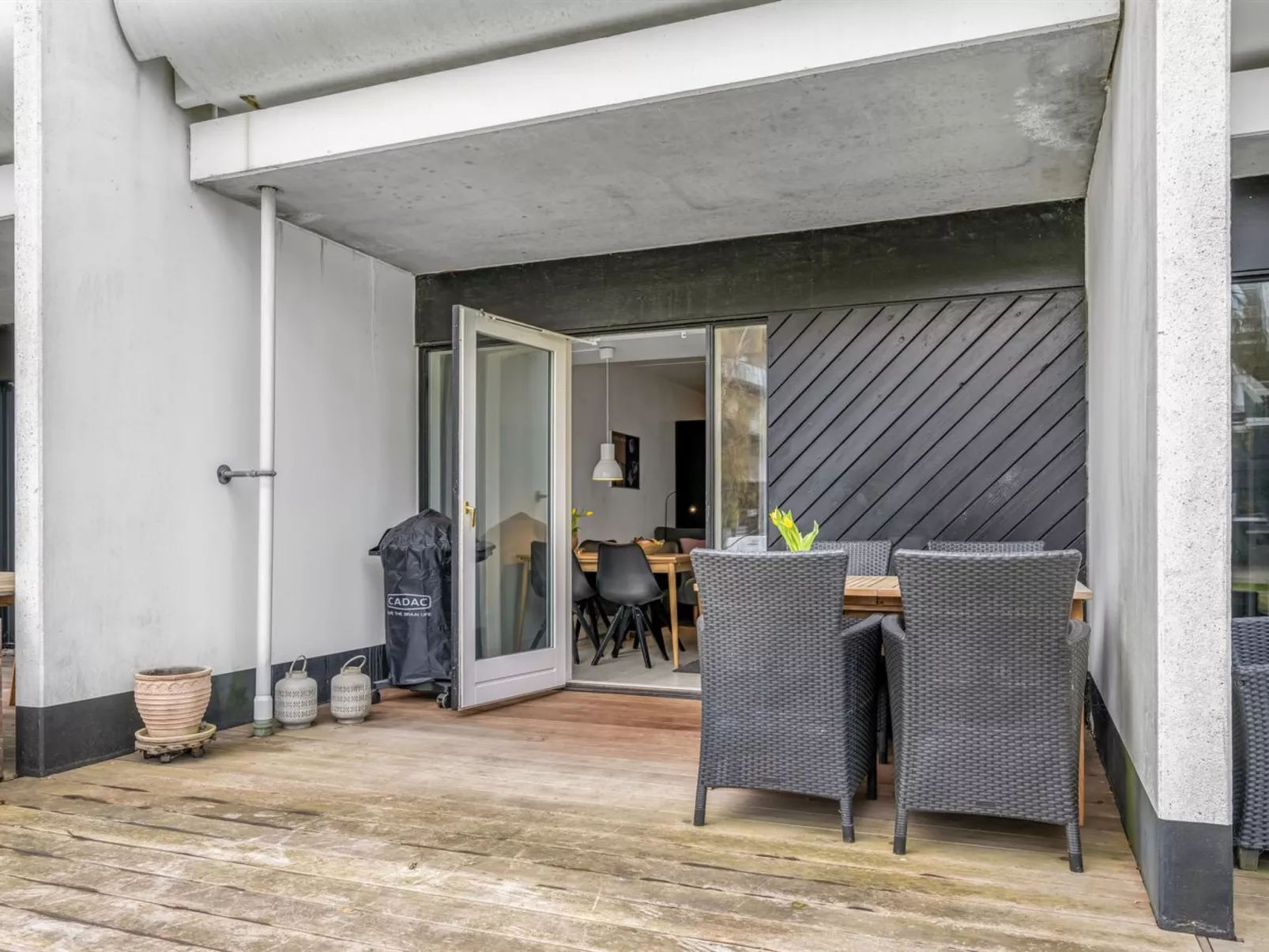 "Epiphania" - 130m from the sea-Buiten