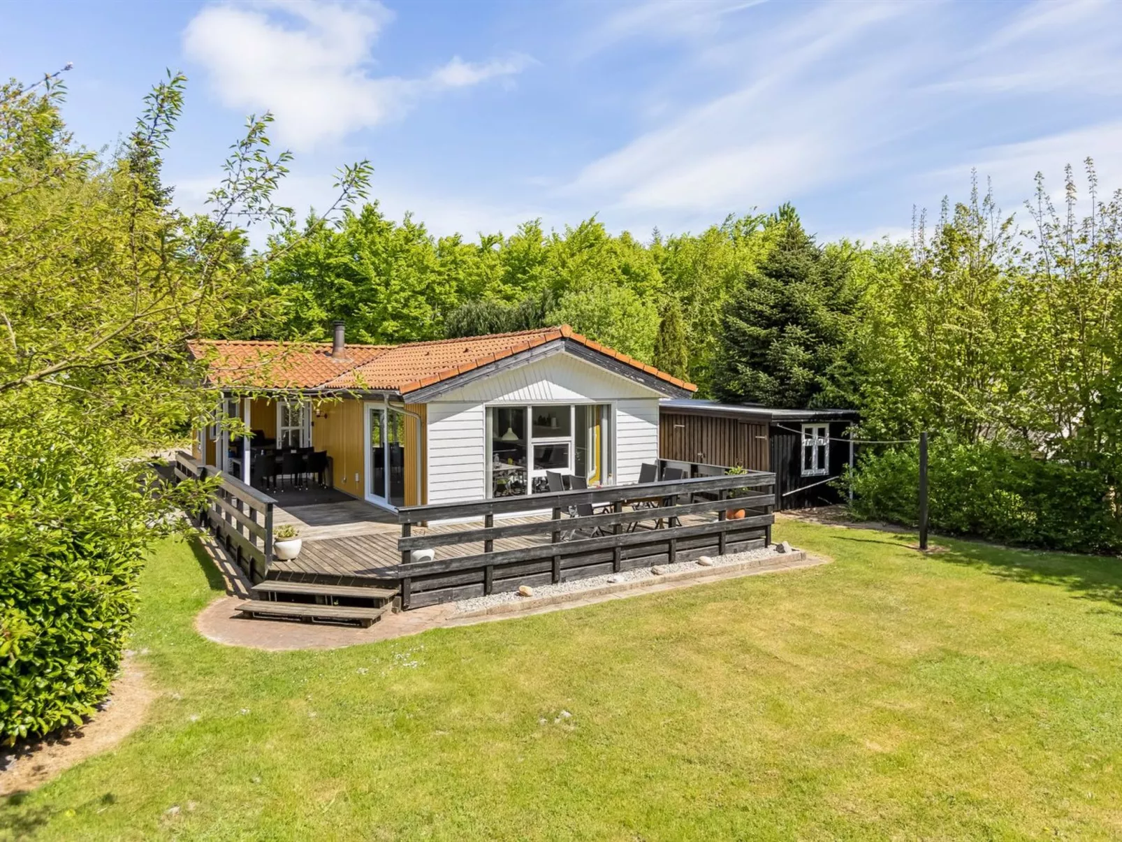 "Frethi" - 30km from the sea-Buiten