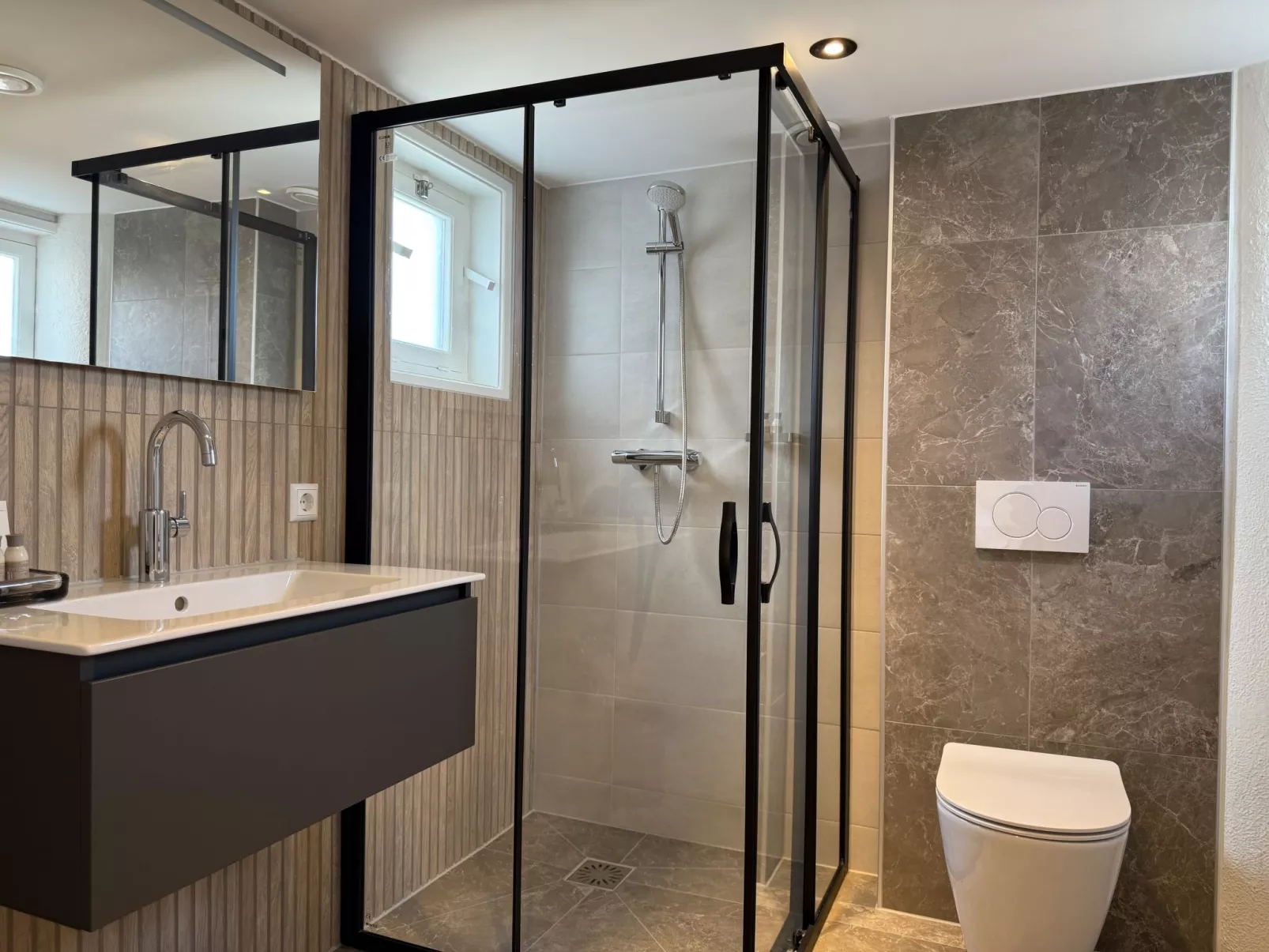 Zen Kitchen & Boutique Hotel-Binnen