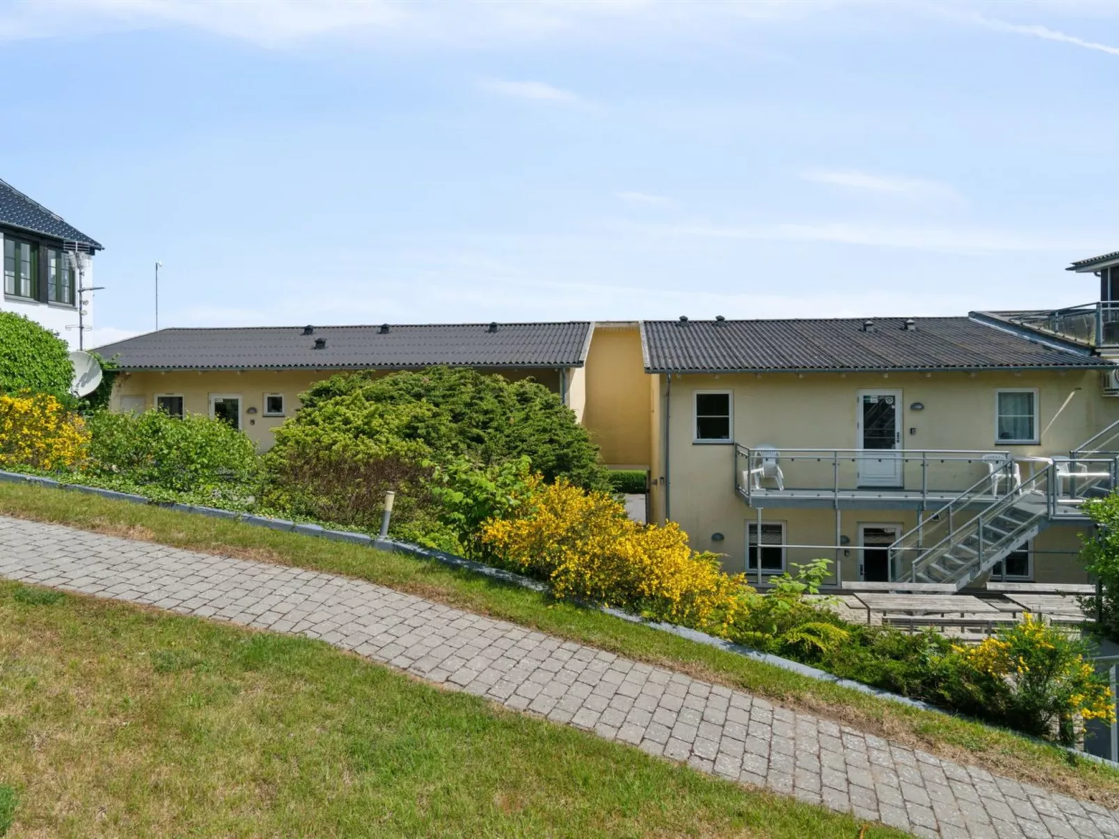 "Ayo" - 75m from the sea-Buiten