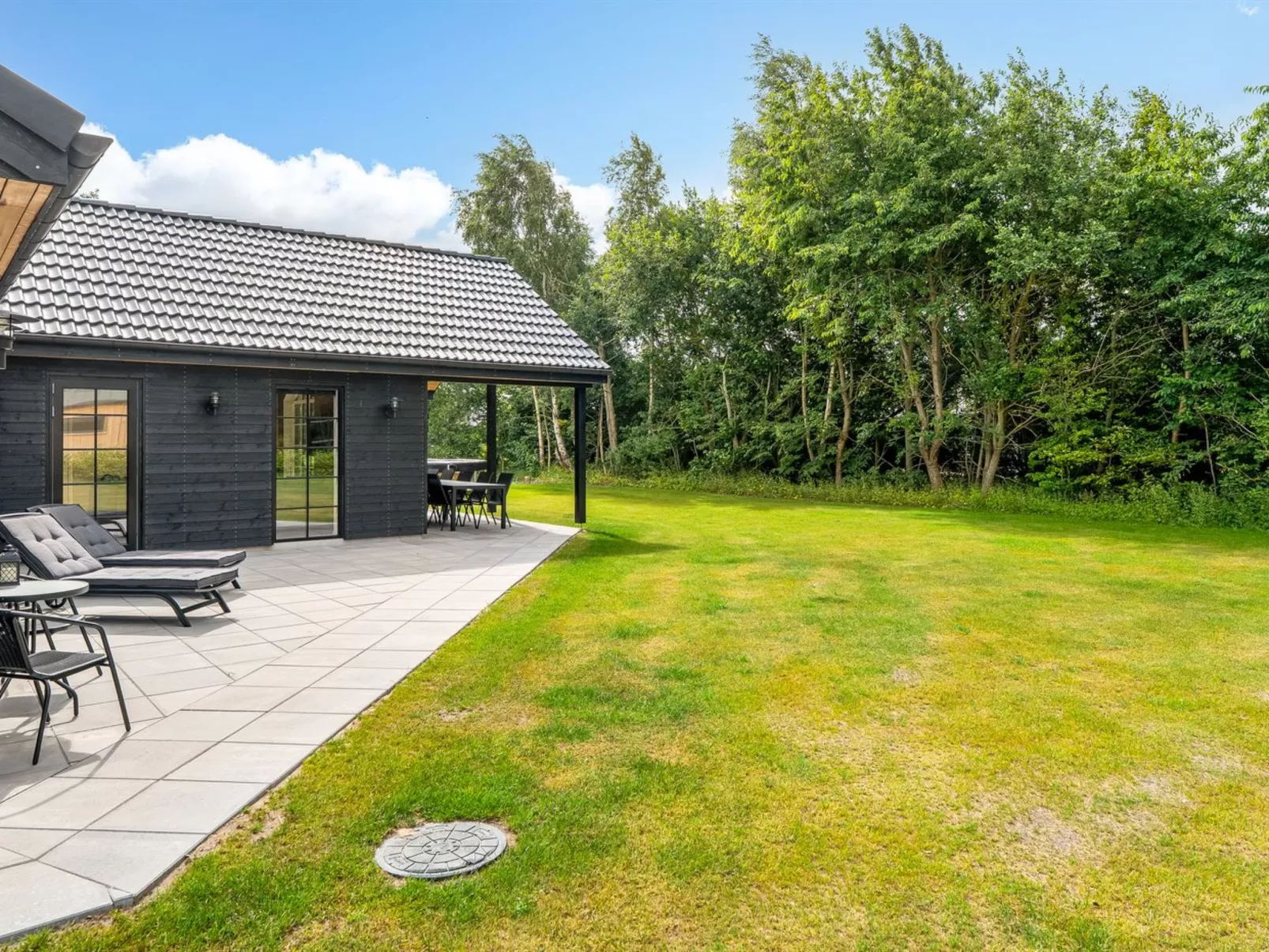 "Osa" -  from the sea-Buiten