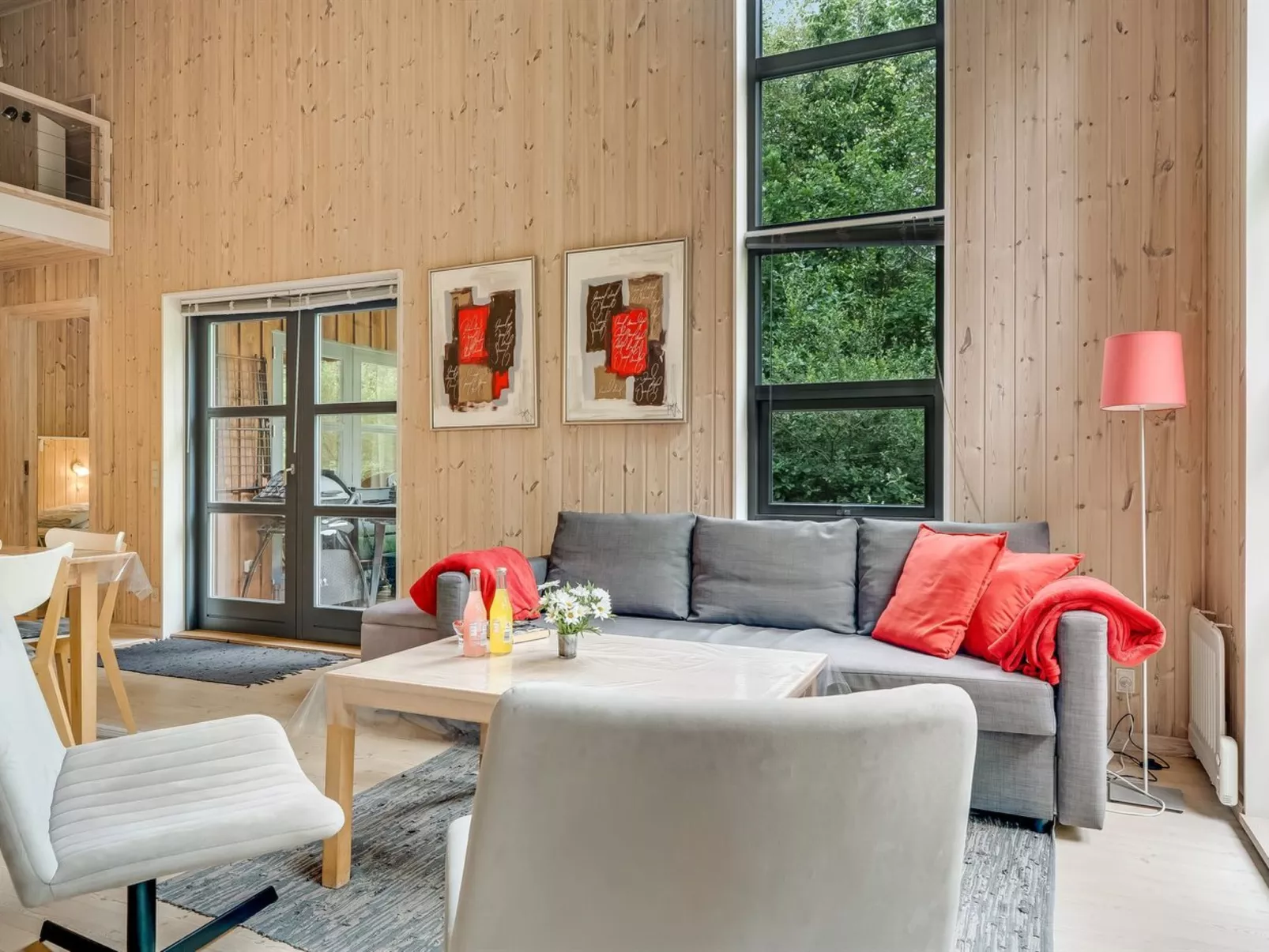 "Suna" -  from the sea-Binnen