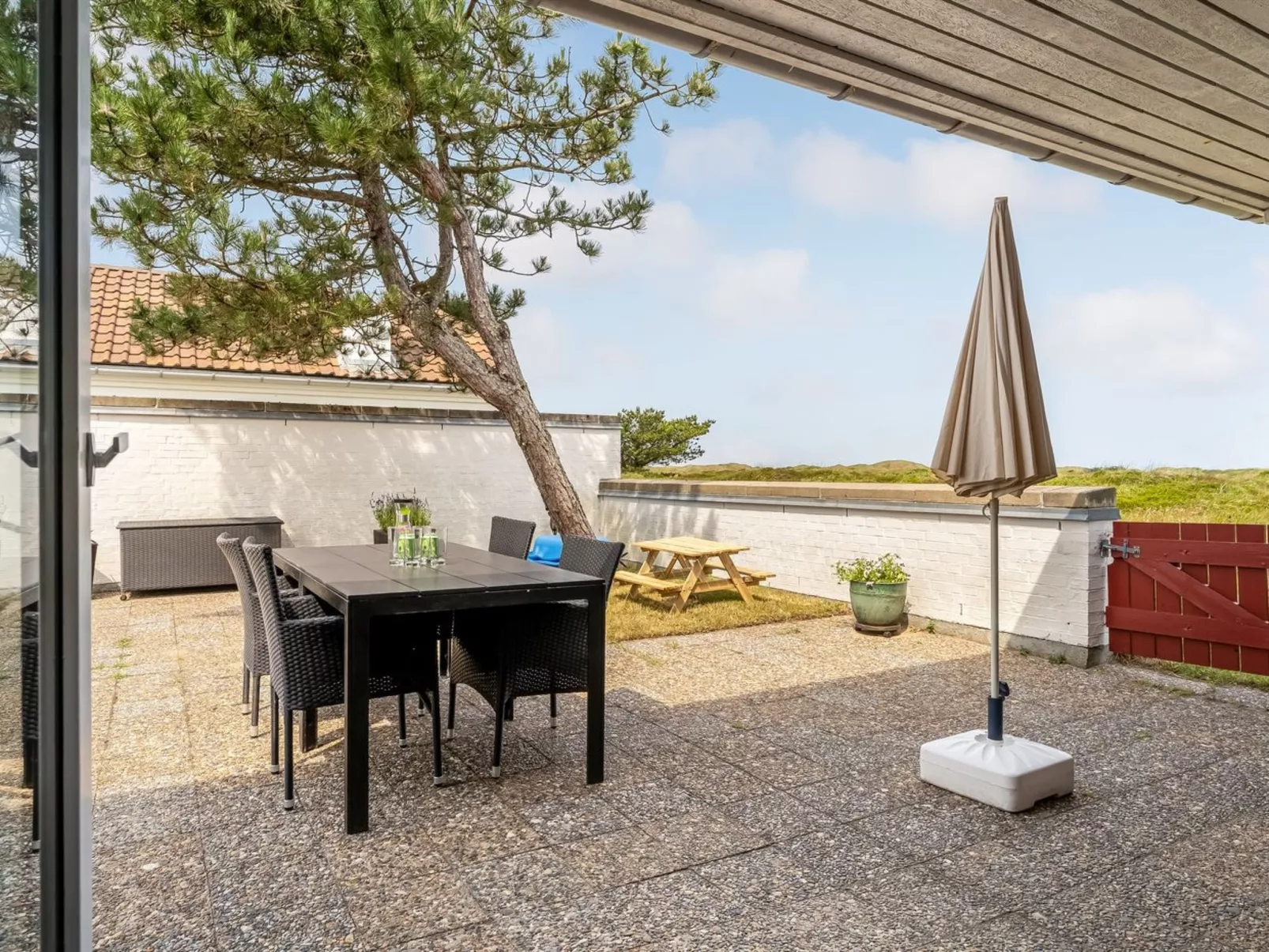 "Aike" - 1km from the sea-Buiten