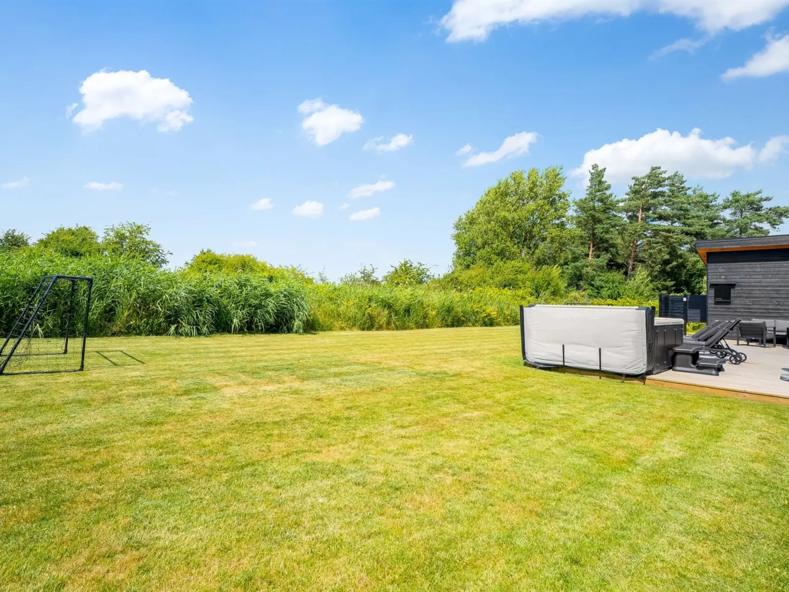 "Apelone" - 900m from the sea-Buiten