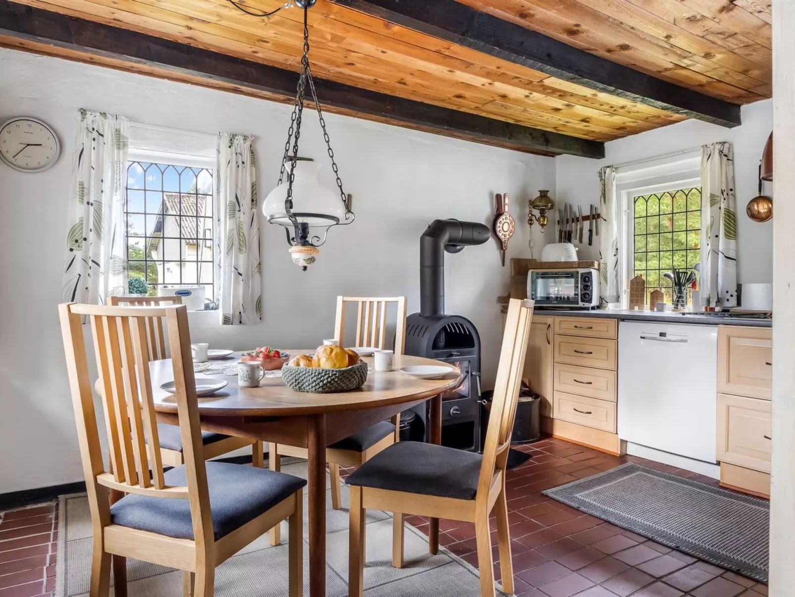 "Hoat" - 1.7km from the sea-Binnen