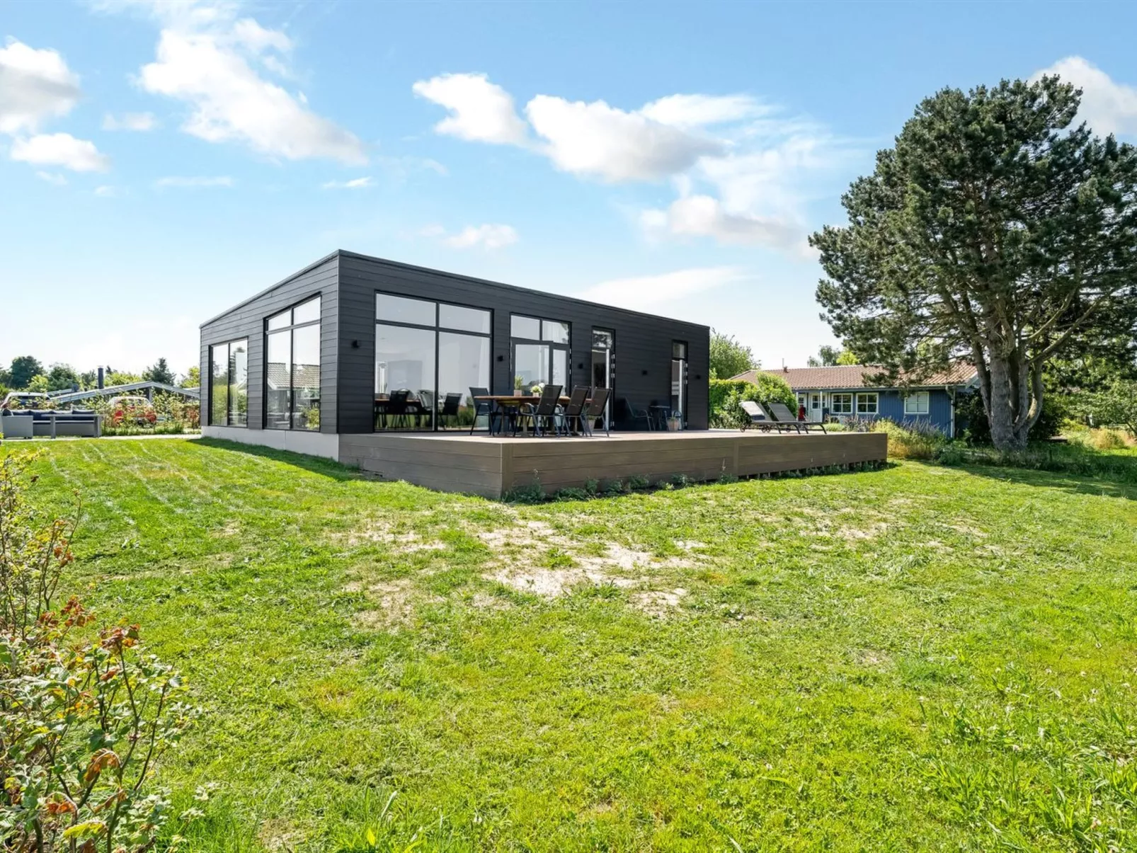 "Milena" - 1.5km from the sea-Buiten