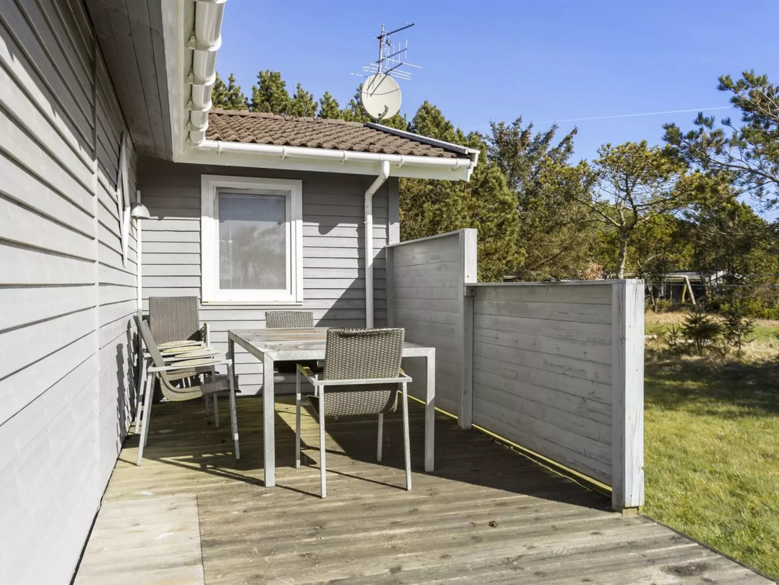 "Ofelia" - 1.2km from the sea-Buiten