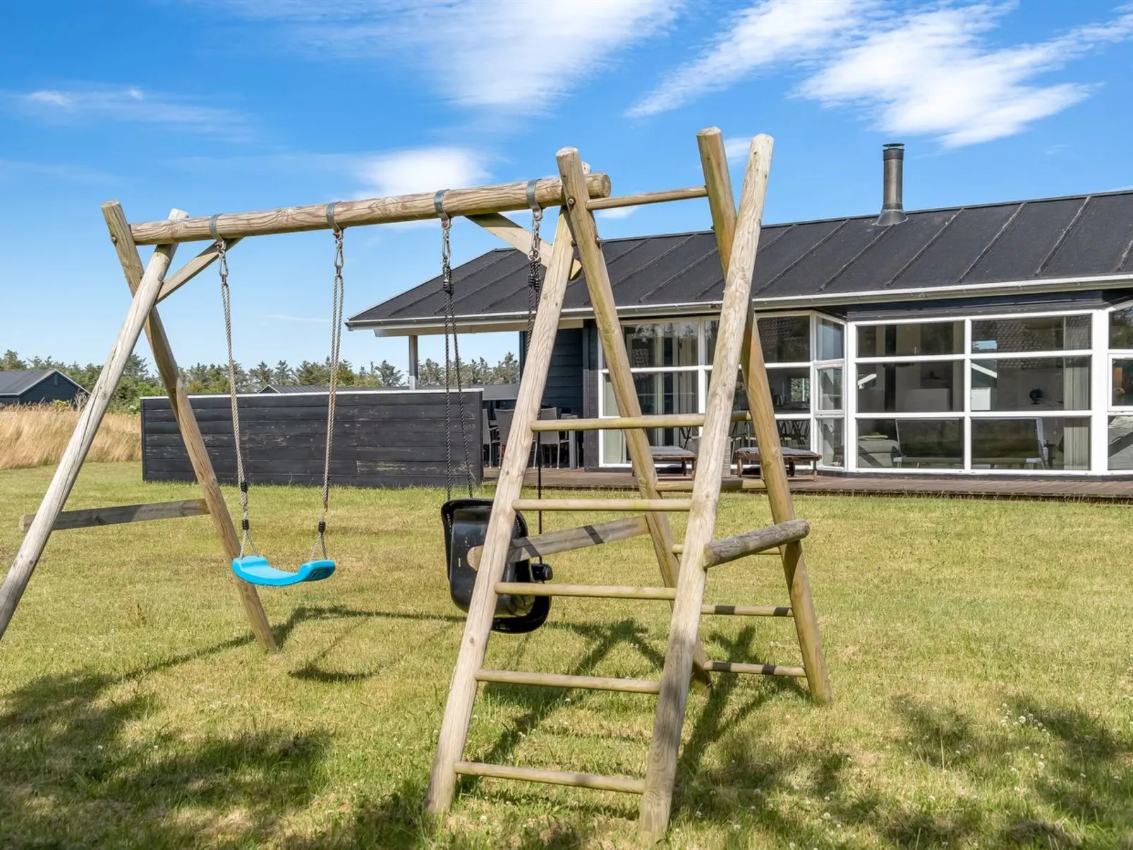 "Vaula" - 800m from the sea-Buiten