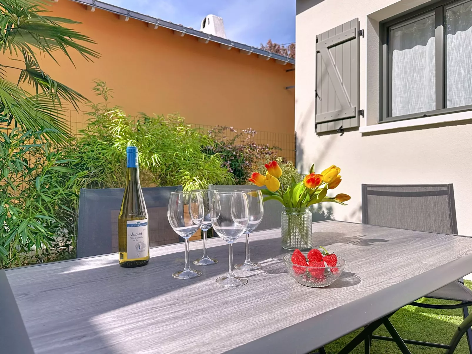 Les Musardises-Buiten